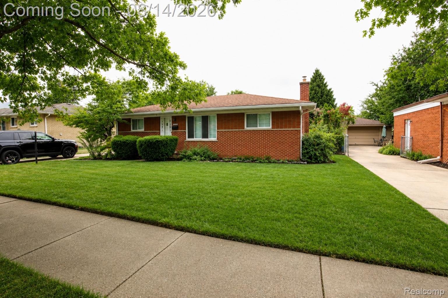 6723 Kinmore Street Property Photo 1