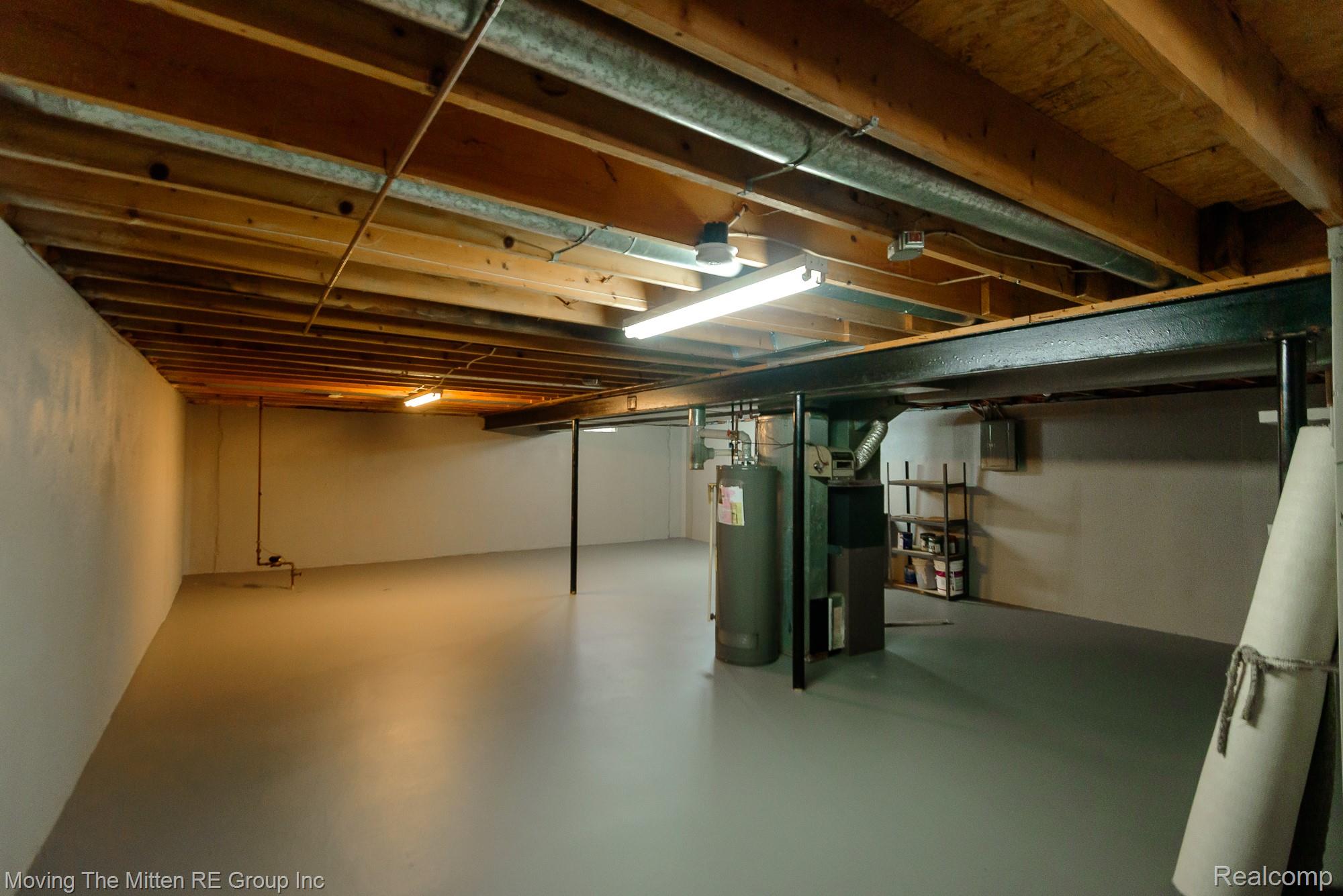 16222 Hillsbriar Drive Property Photo 15