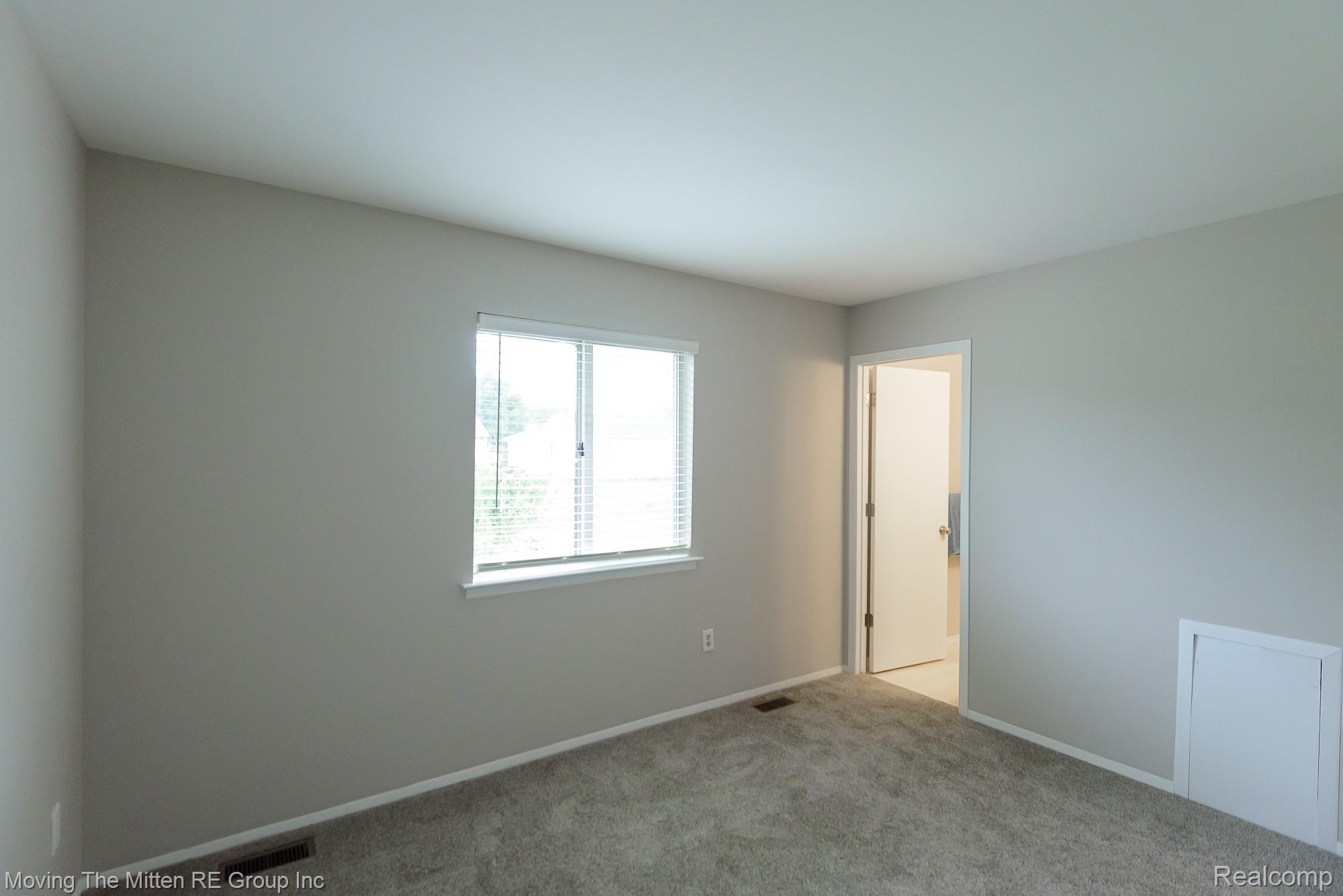 16222 Hillsbriar Drive Property Photo 31