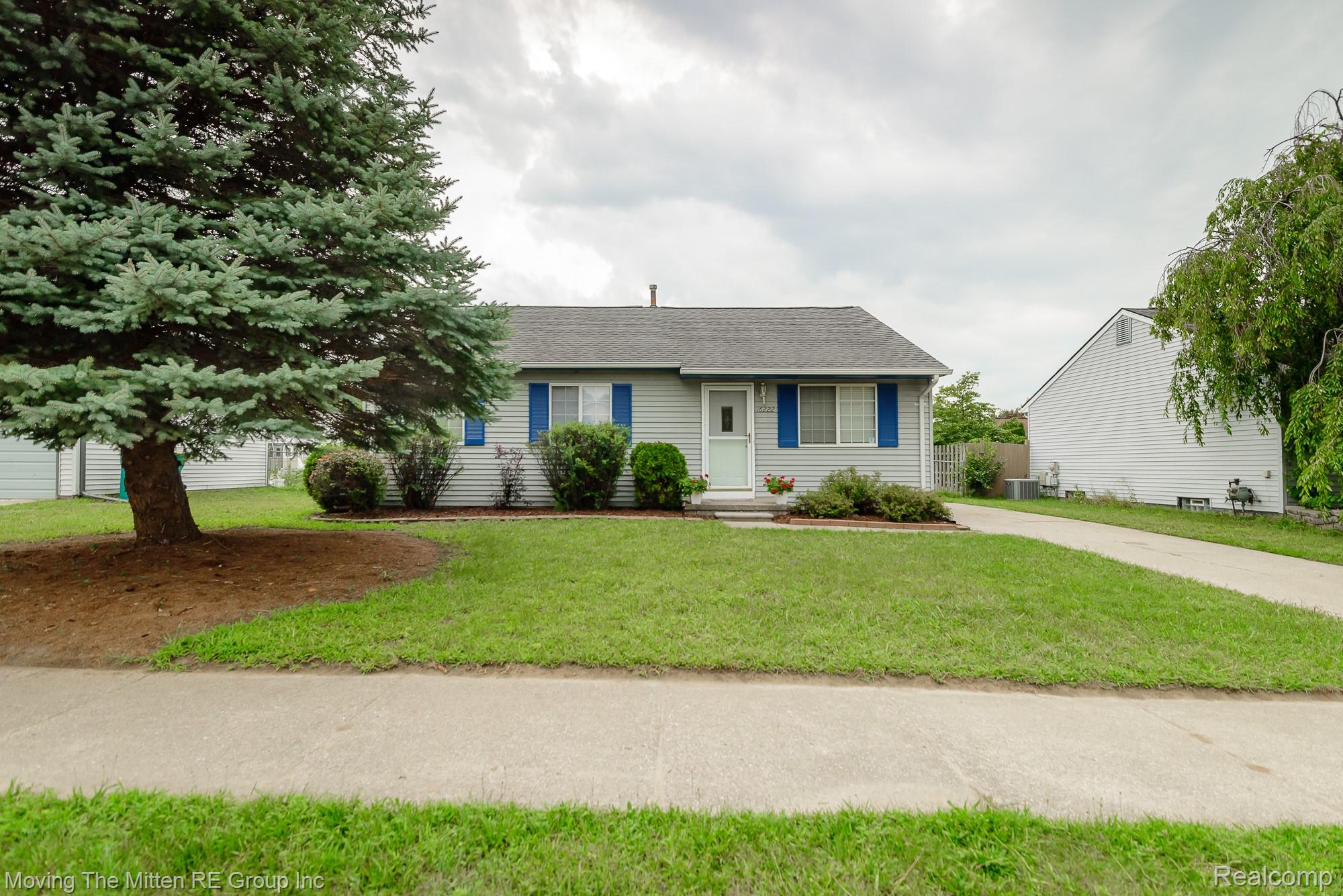 16222 Hillsbriar Drive Property Photo 40