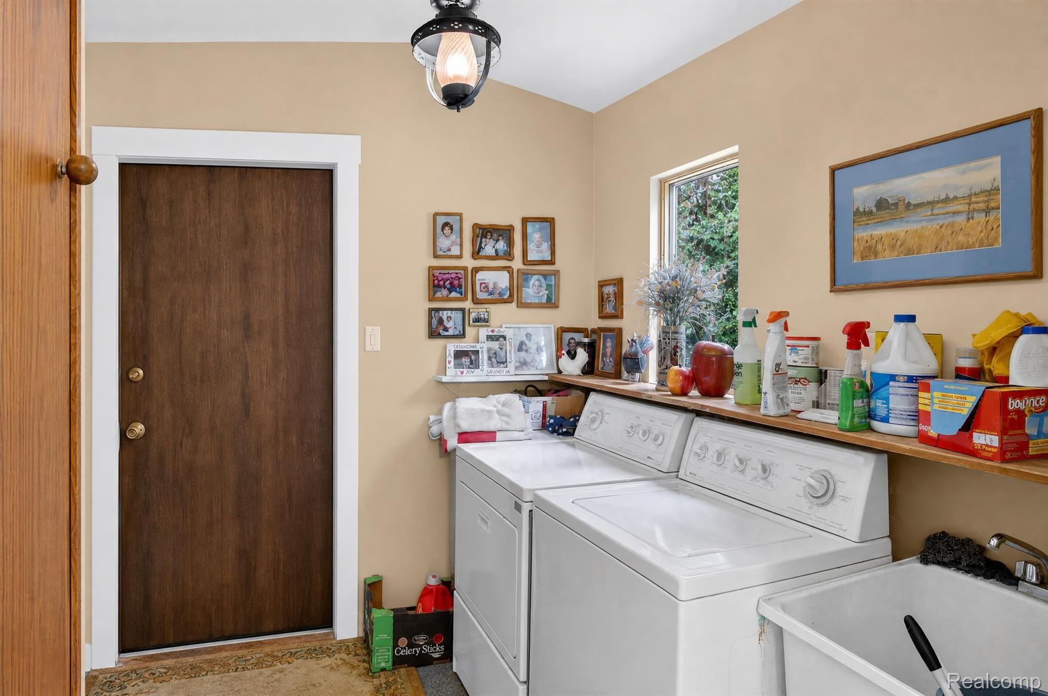 1817 S Baldwin Road Property Photo 14