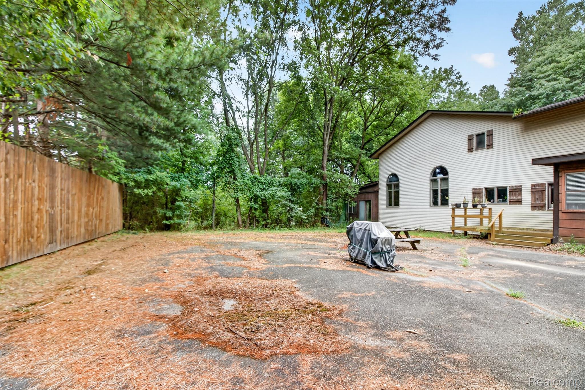 1817 S Baldwin Road Property Photo 19