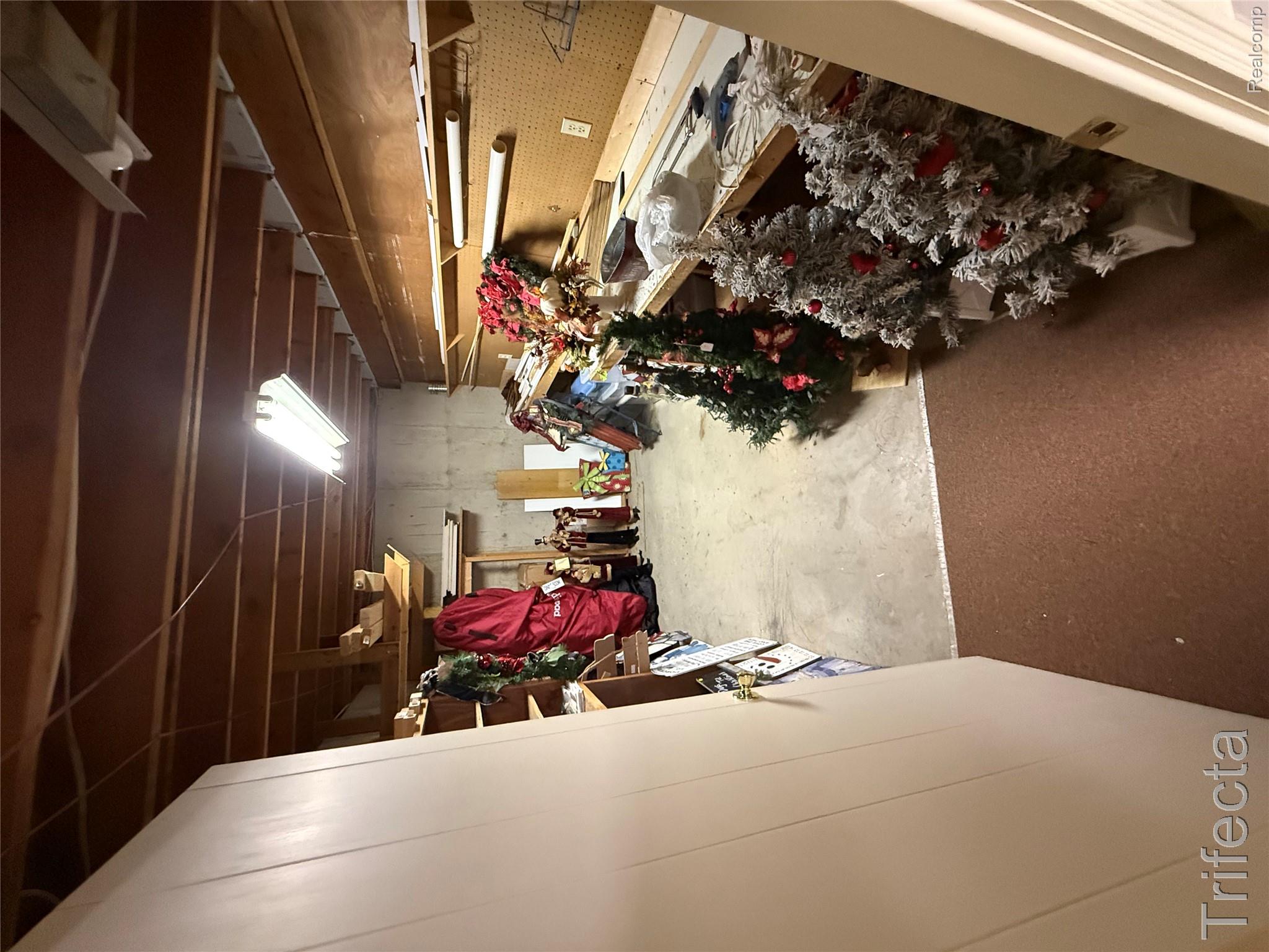 16019 Rivershore Lane Property Photo 12