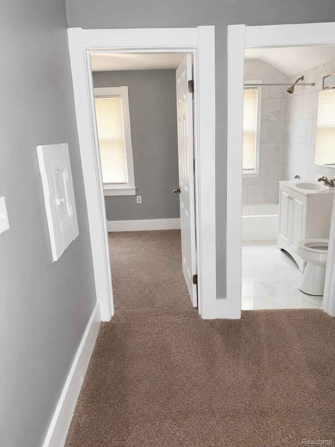 11725 Yellowstone Street Property Photo 6