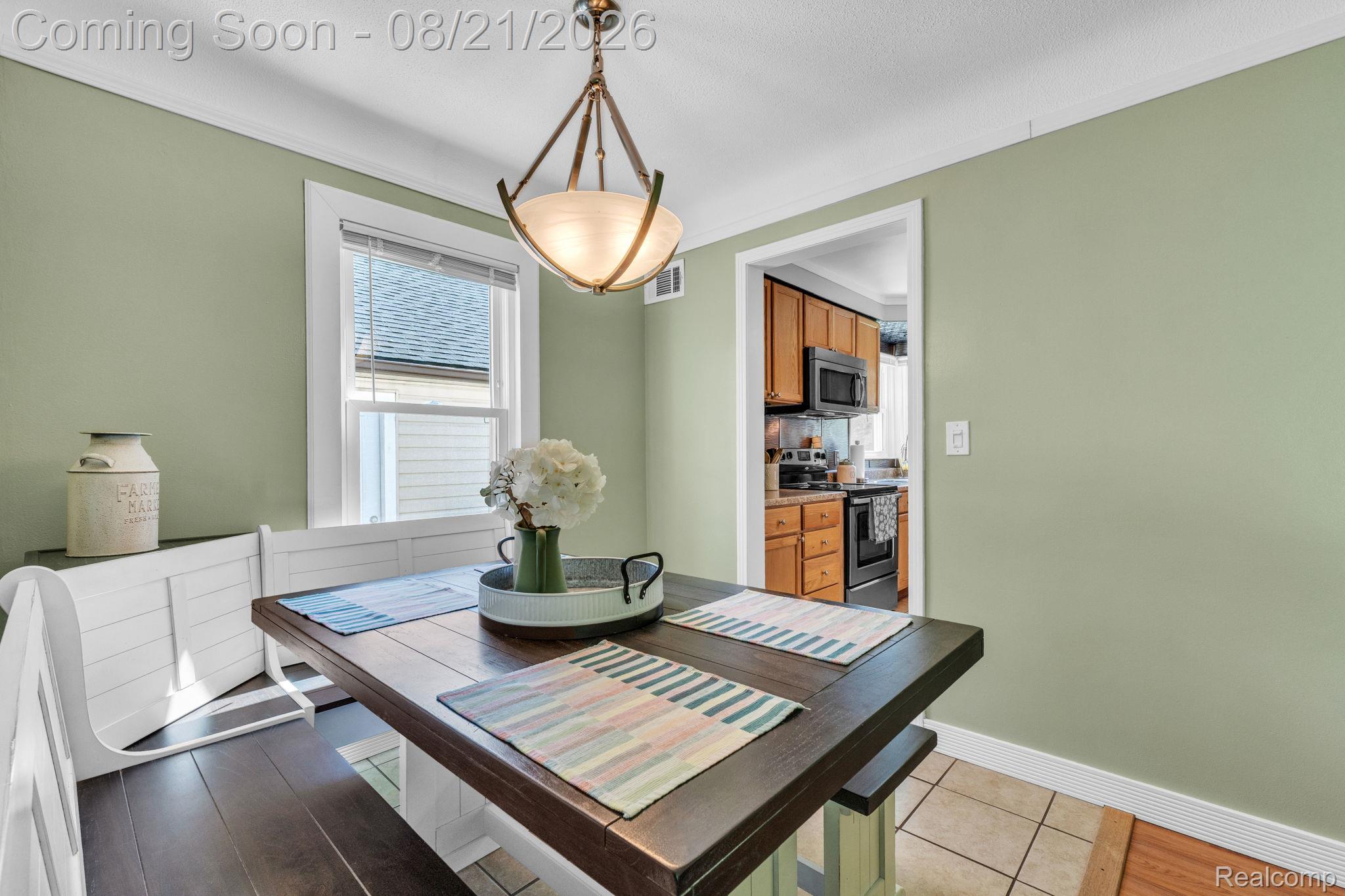 14845 Merriman Road Property Photo 13