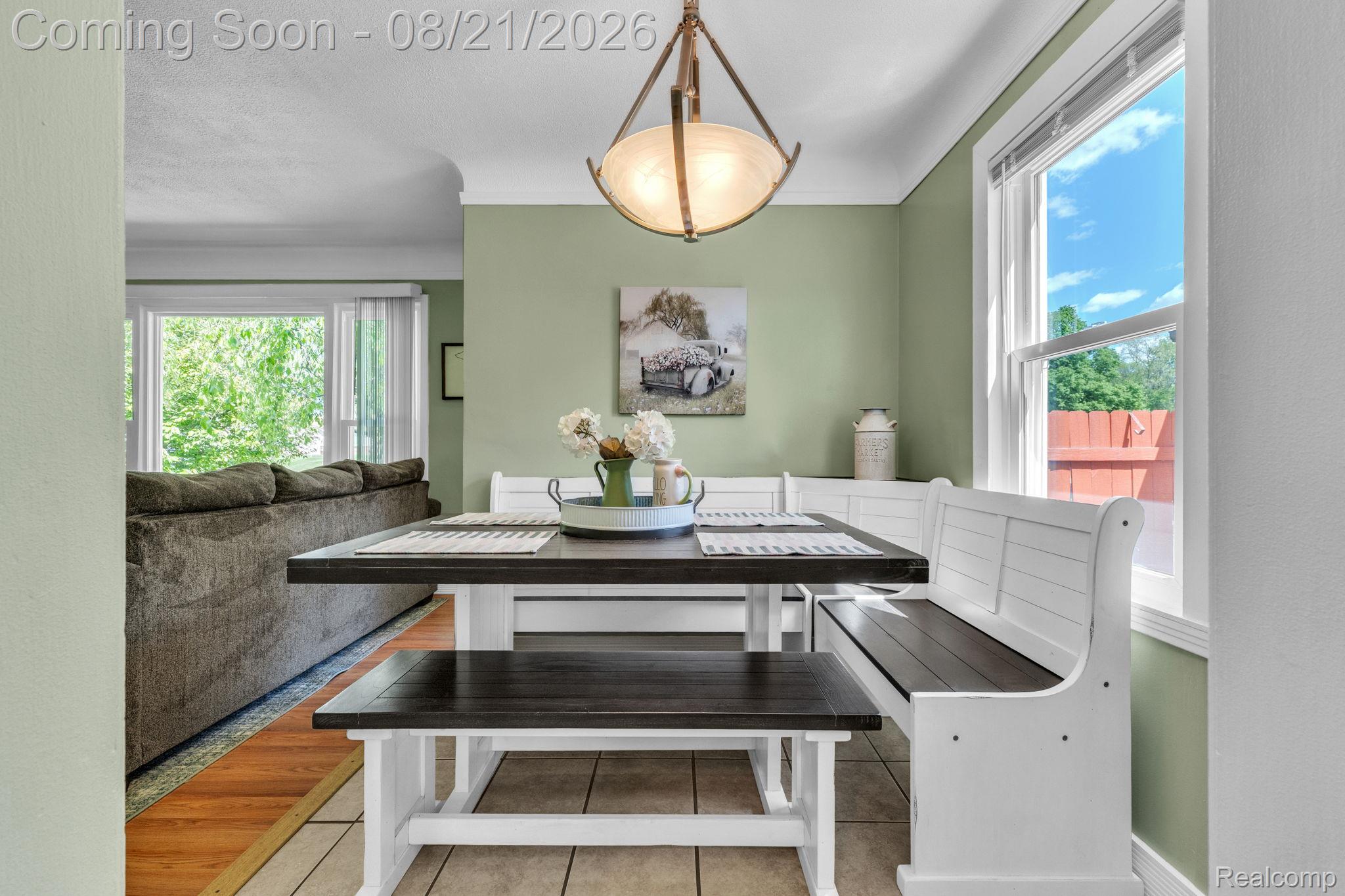 14845 Merriman Road Property Photo 14