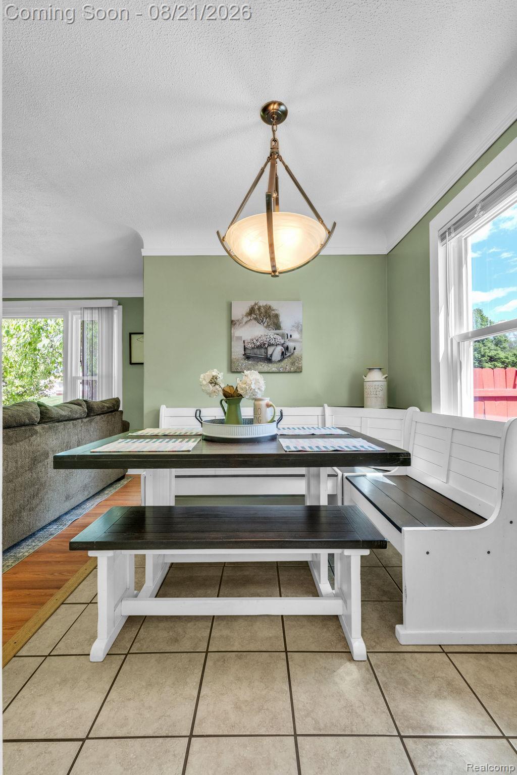 14845 Merriman Road Property Photo 15