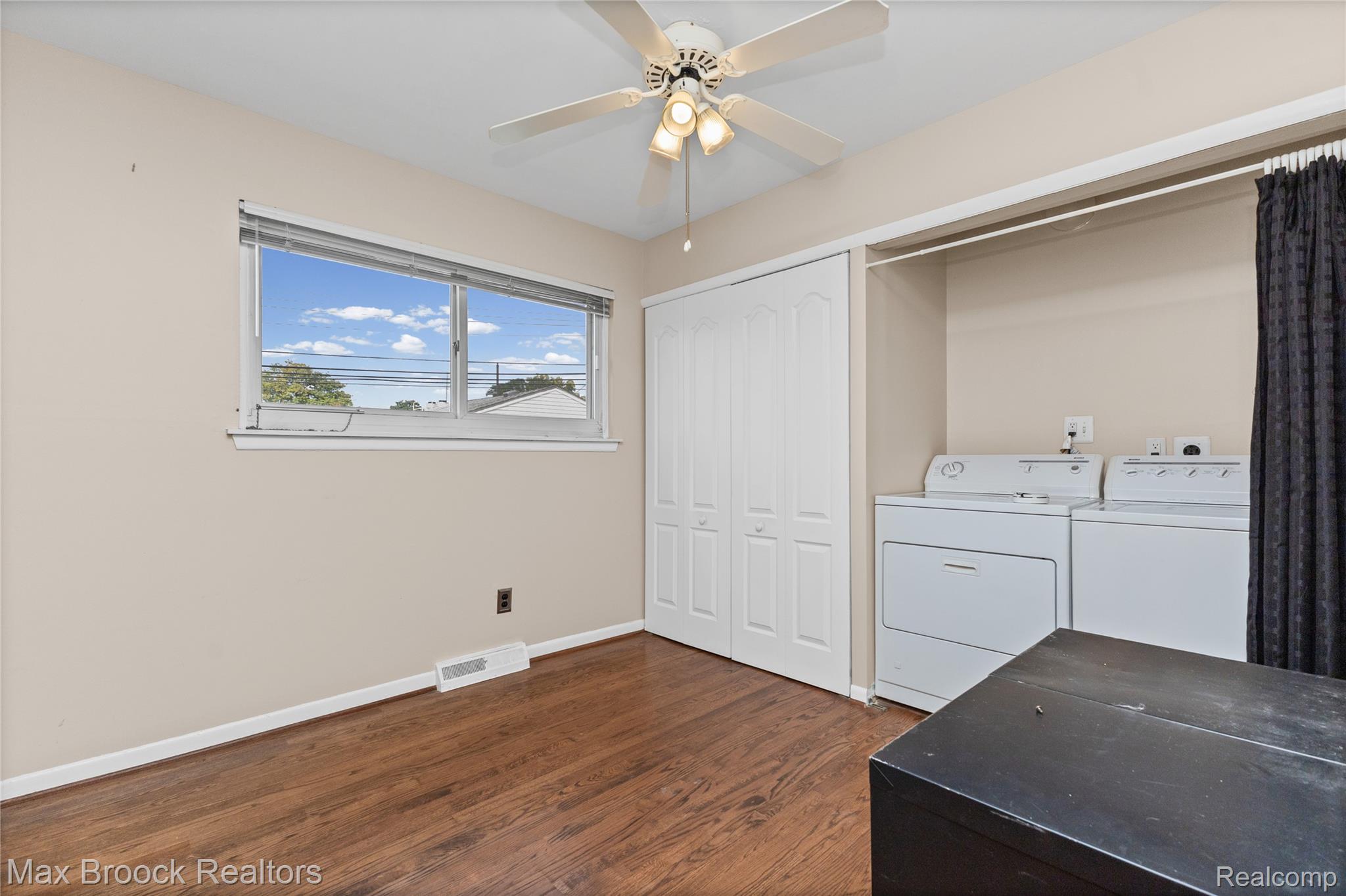 1573 Westbrook Drive Property Photo 24