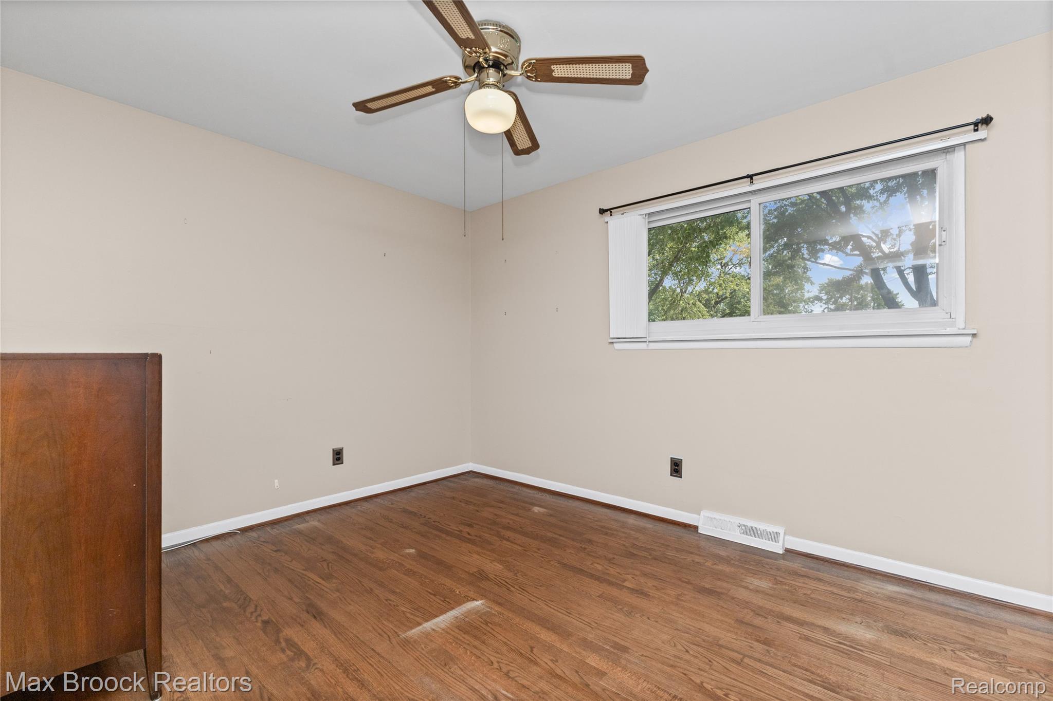 1573 Westbrook Drive Property Photo 29