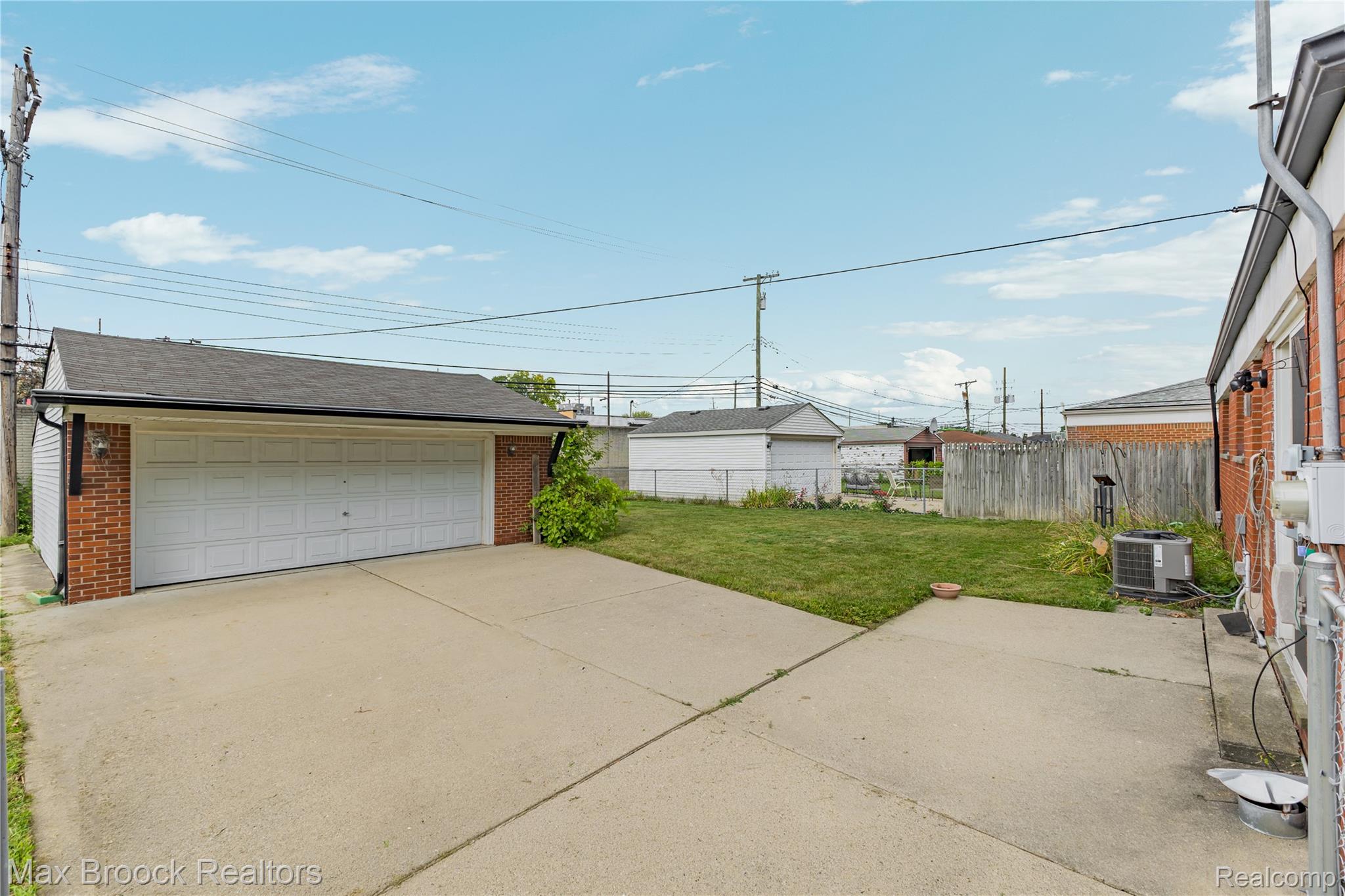 1573 Westbrook Drive Property Photo 41