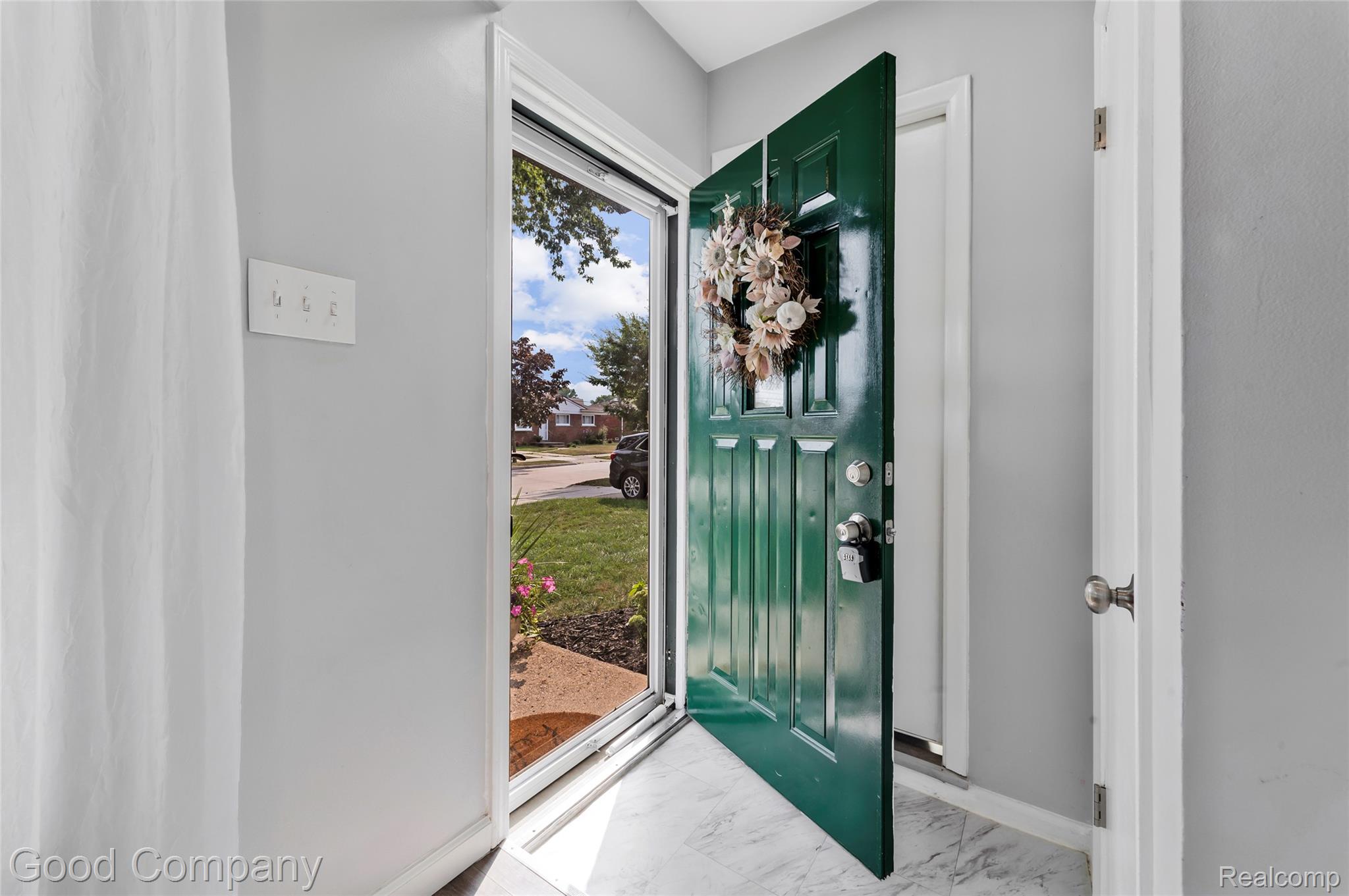 21605 Barton Street Property Photo 2