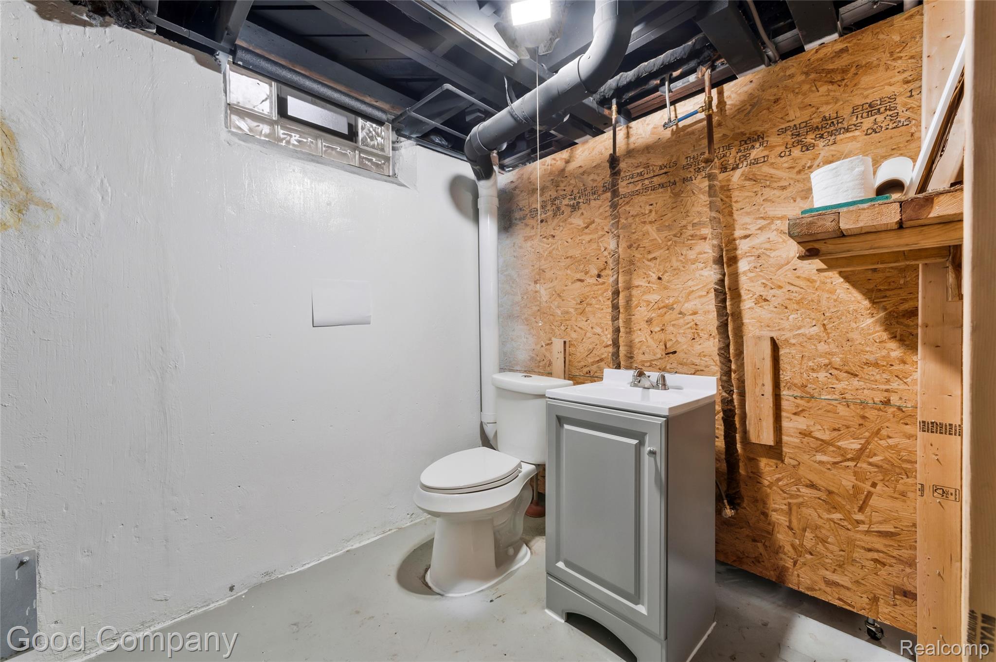 21605 Barton Street Property Photo 29