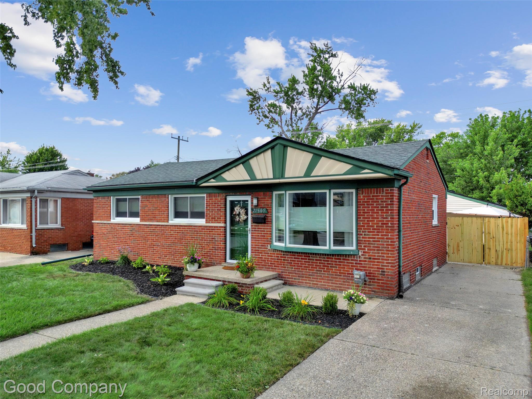 21605 Barton Street Property Photo 30