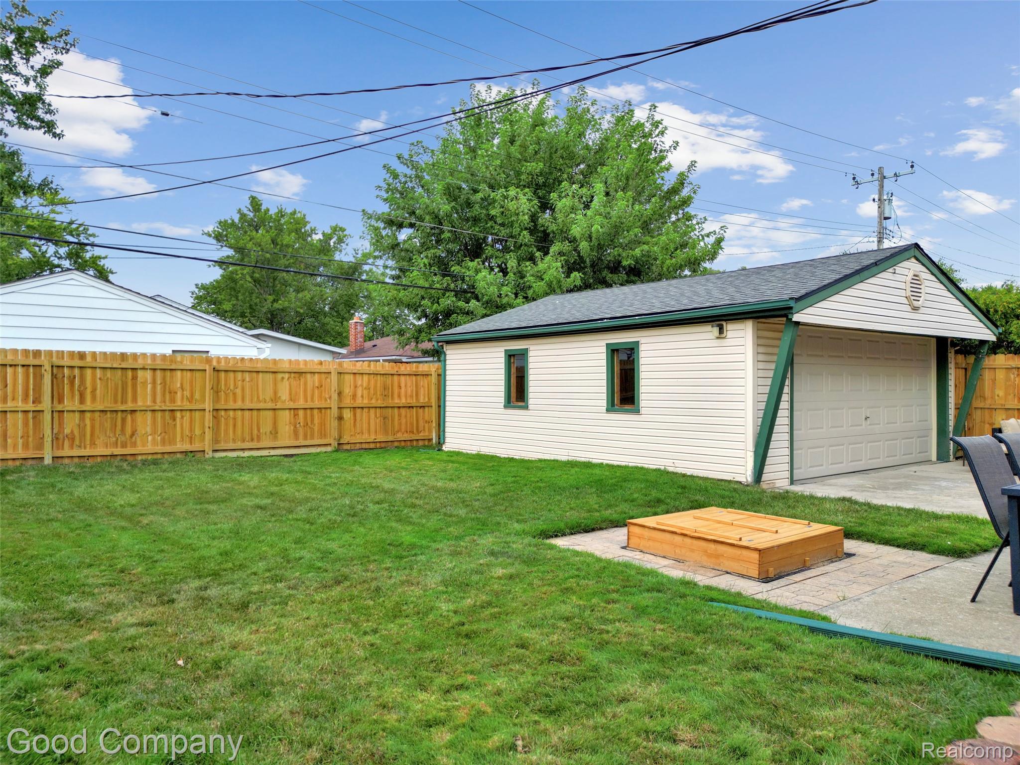21605 Barton Street Property Photo 40