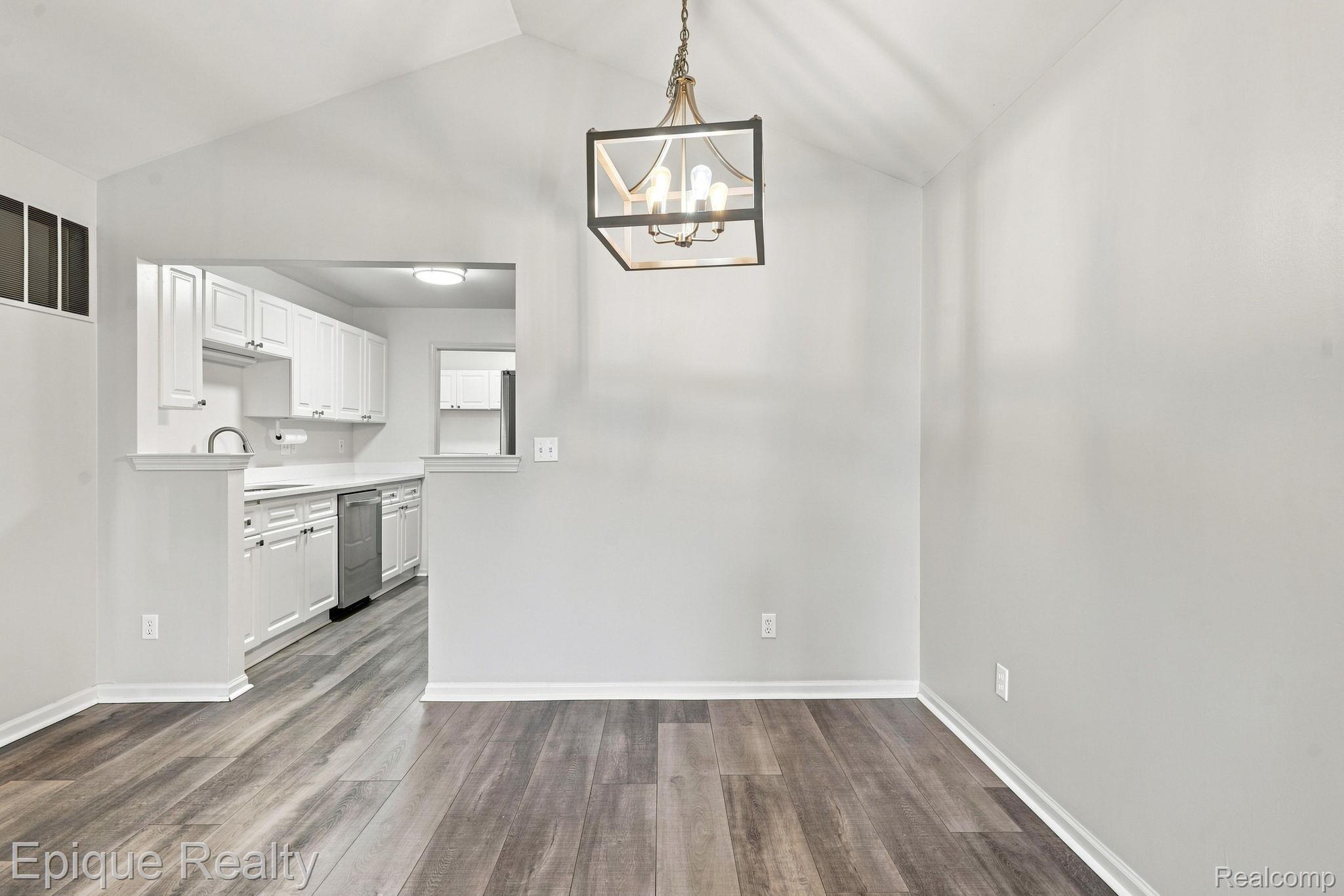 3575 Tremonte Circle Property Photo 6