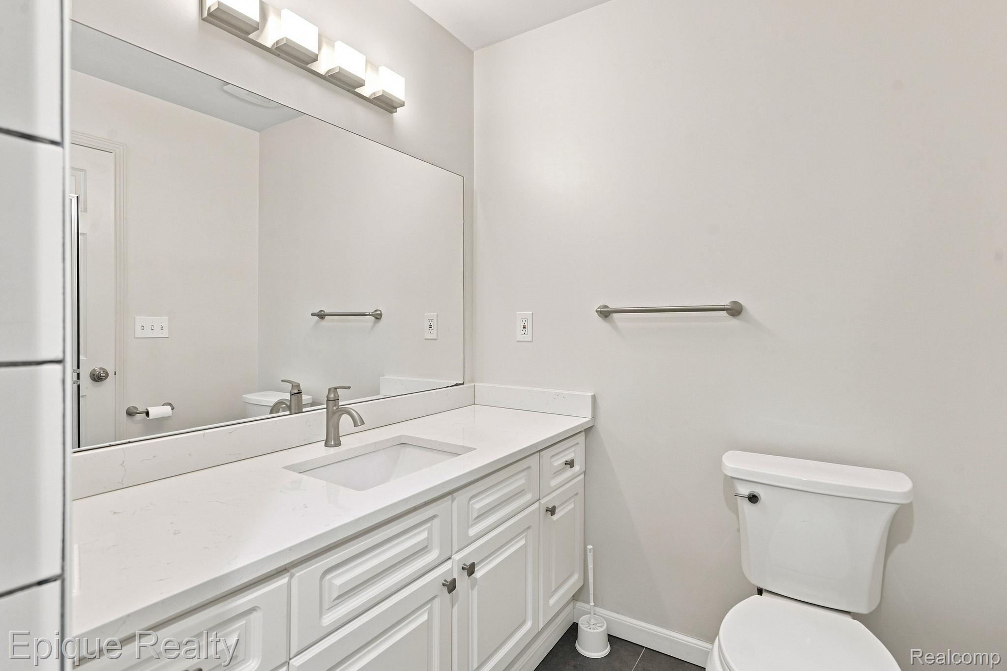 3575 Tremonte Circle Property Photo 16
