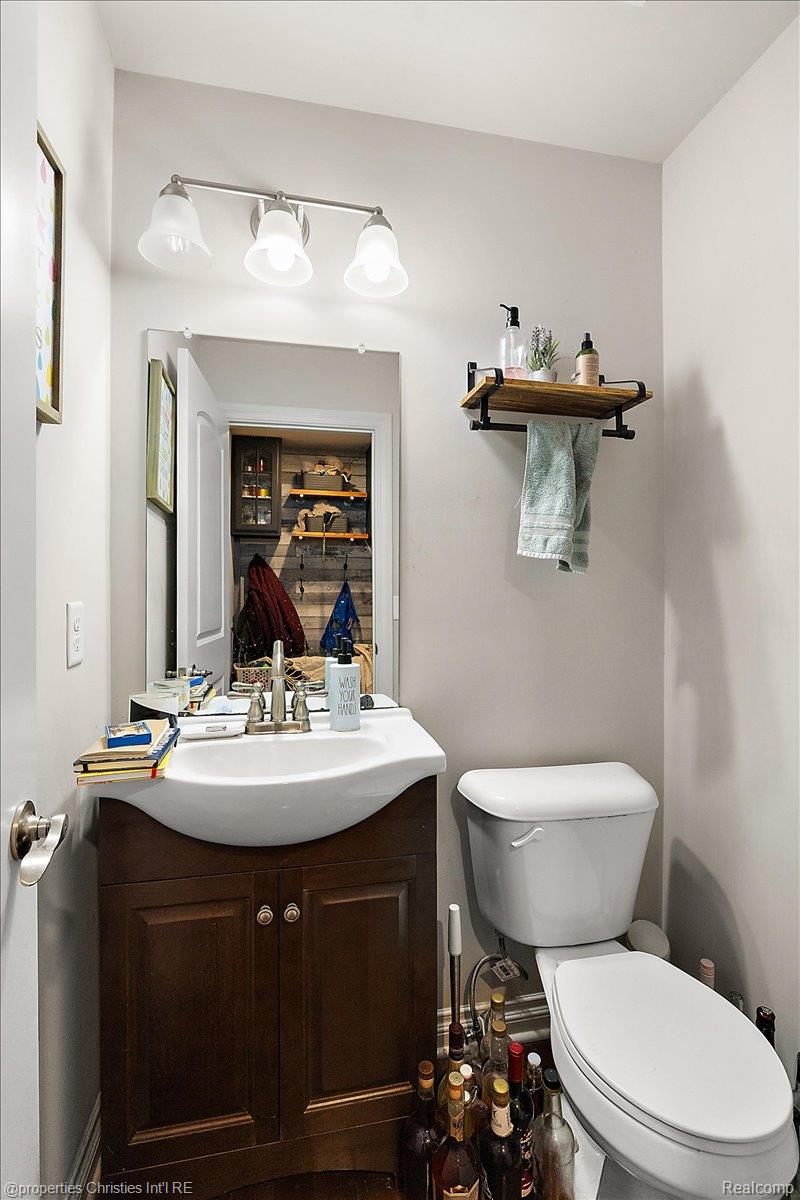 6881 Chandler Drive Property Photo 42