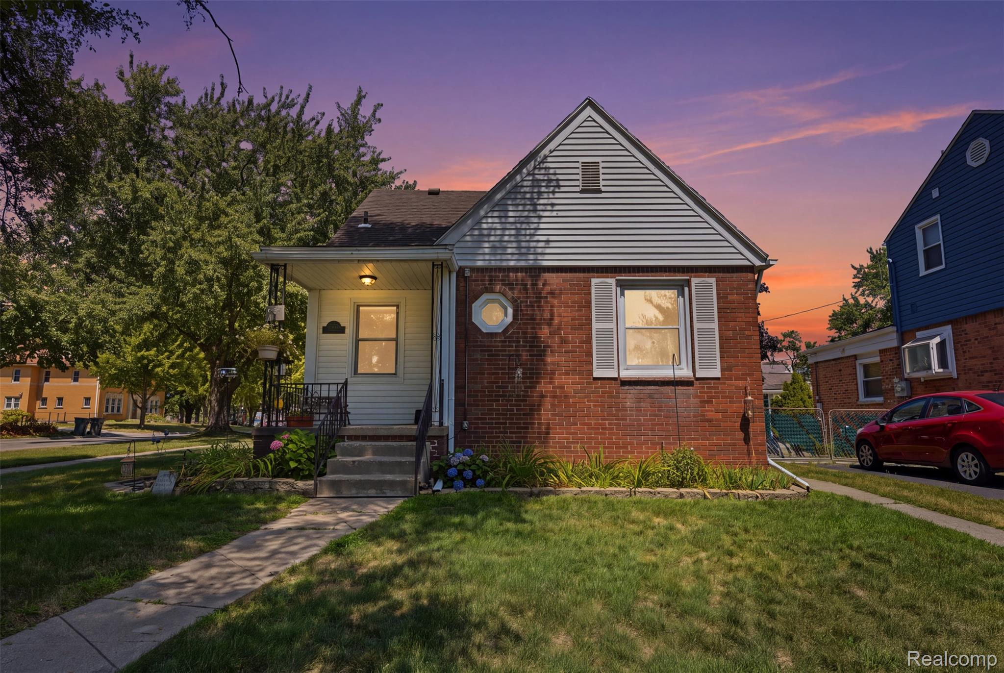 23350 Wilson Avenue Property Photo 1