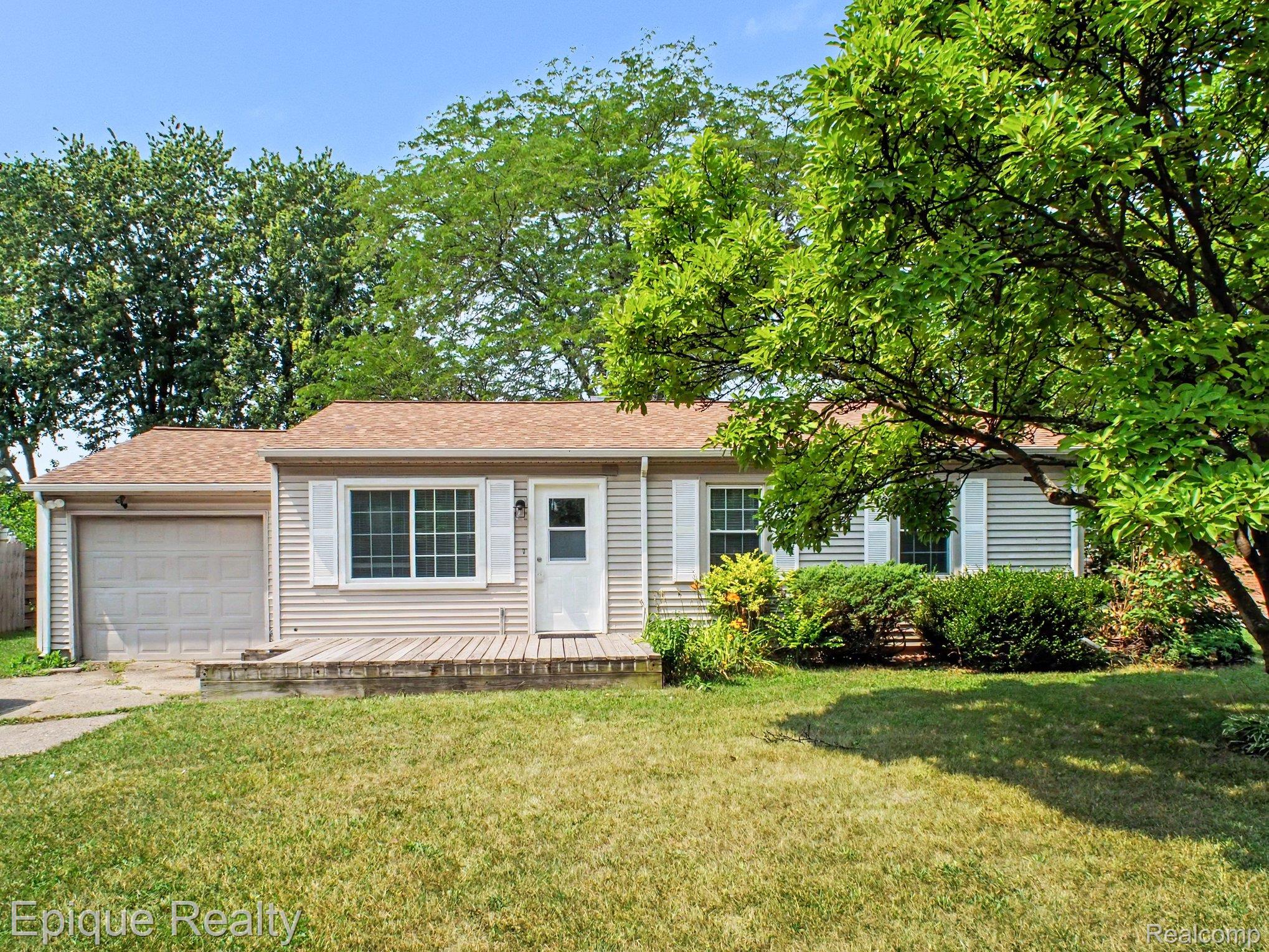 2789 Wellesley Drive Property Photo 1