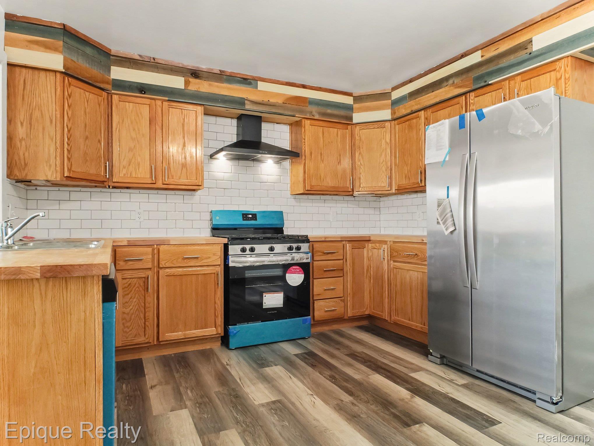 2789 Wellesley Drive Property Photo 6