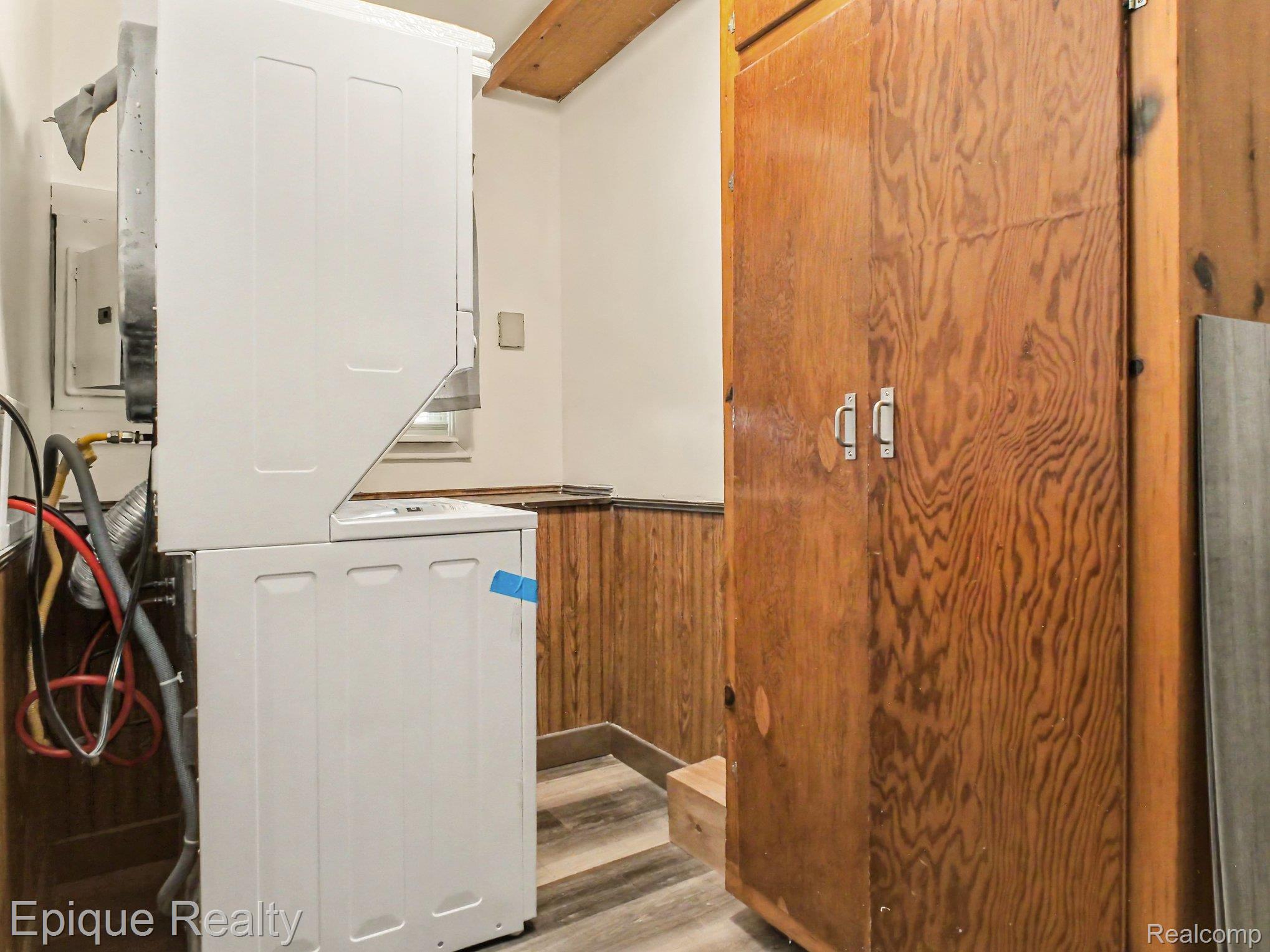 2789 Wellesley Drive Property Photo 13