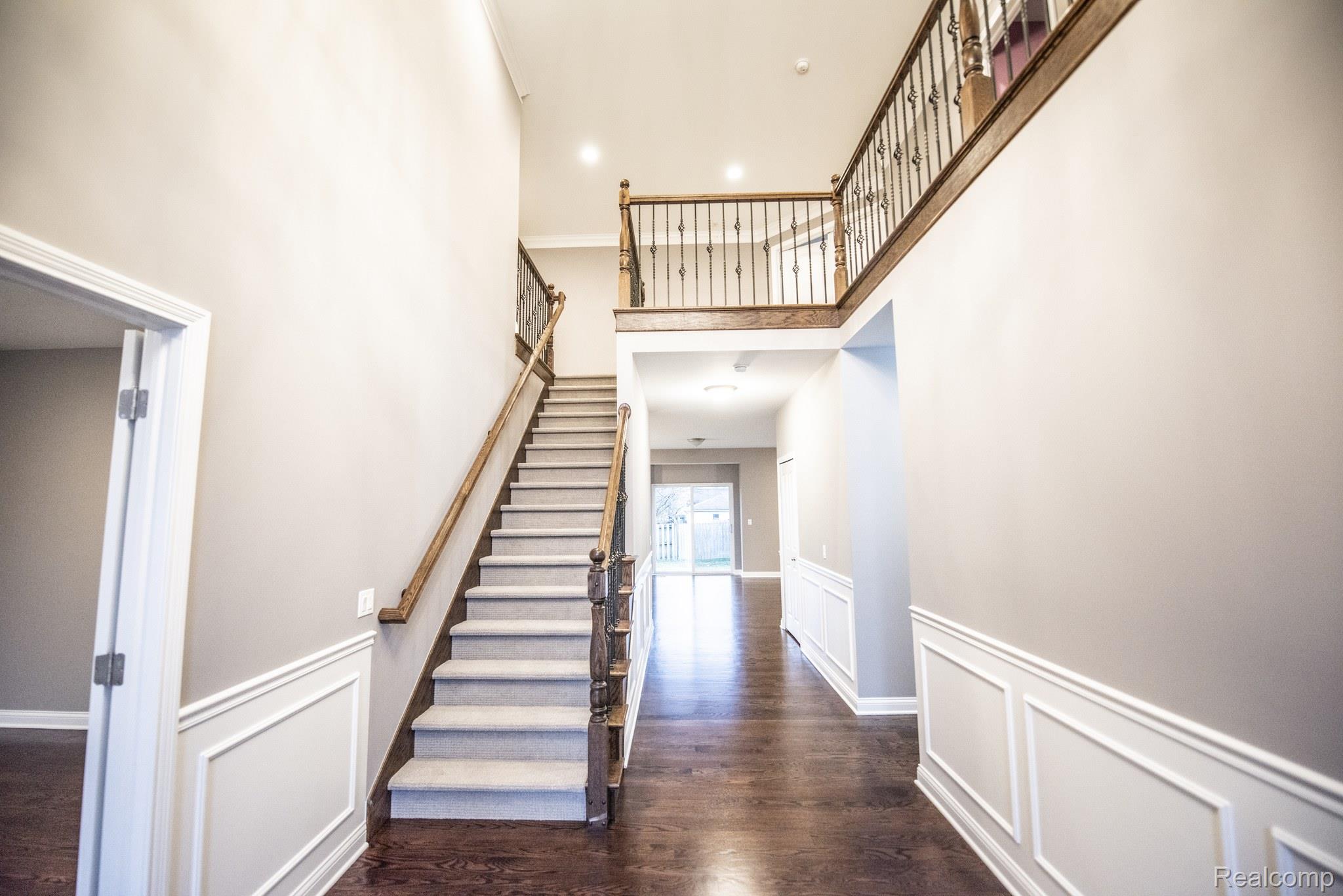 72 Arthur Drive Property Photo 2