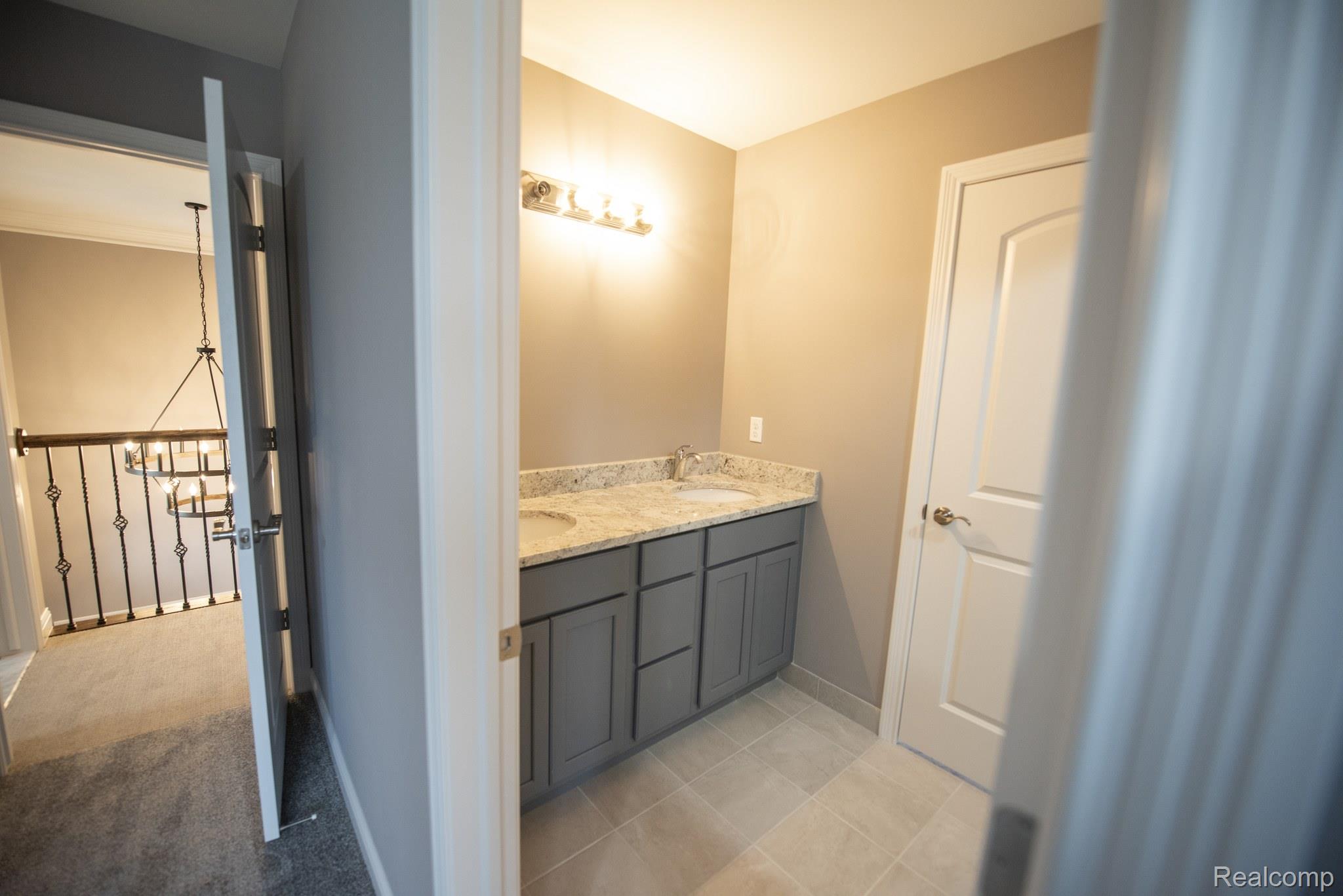72 Arthur Drive Property Photo 28