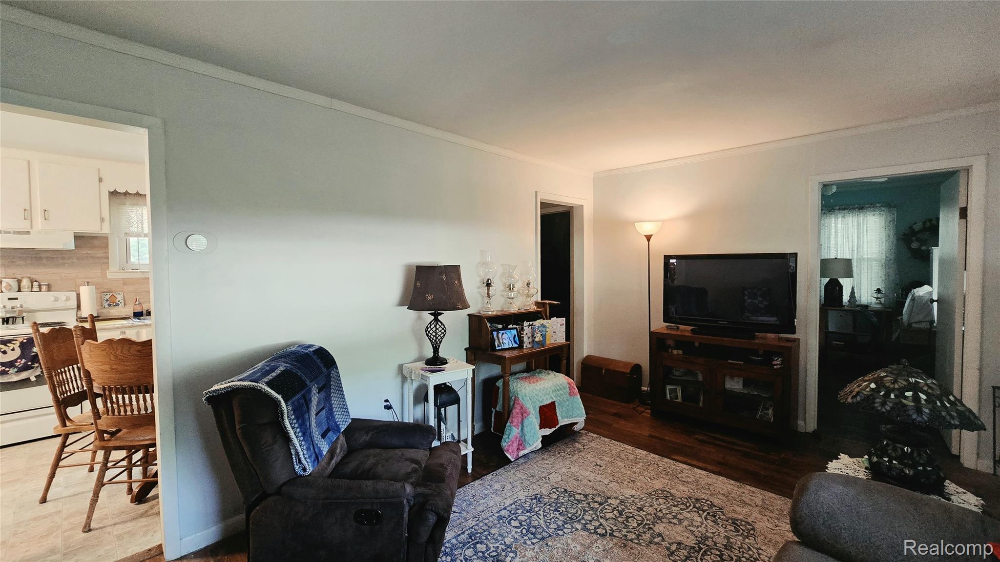 4677 Davidson Road Property Photo 7
