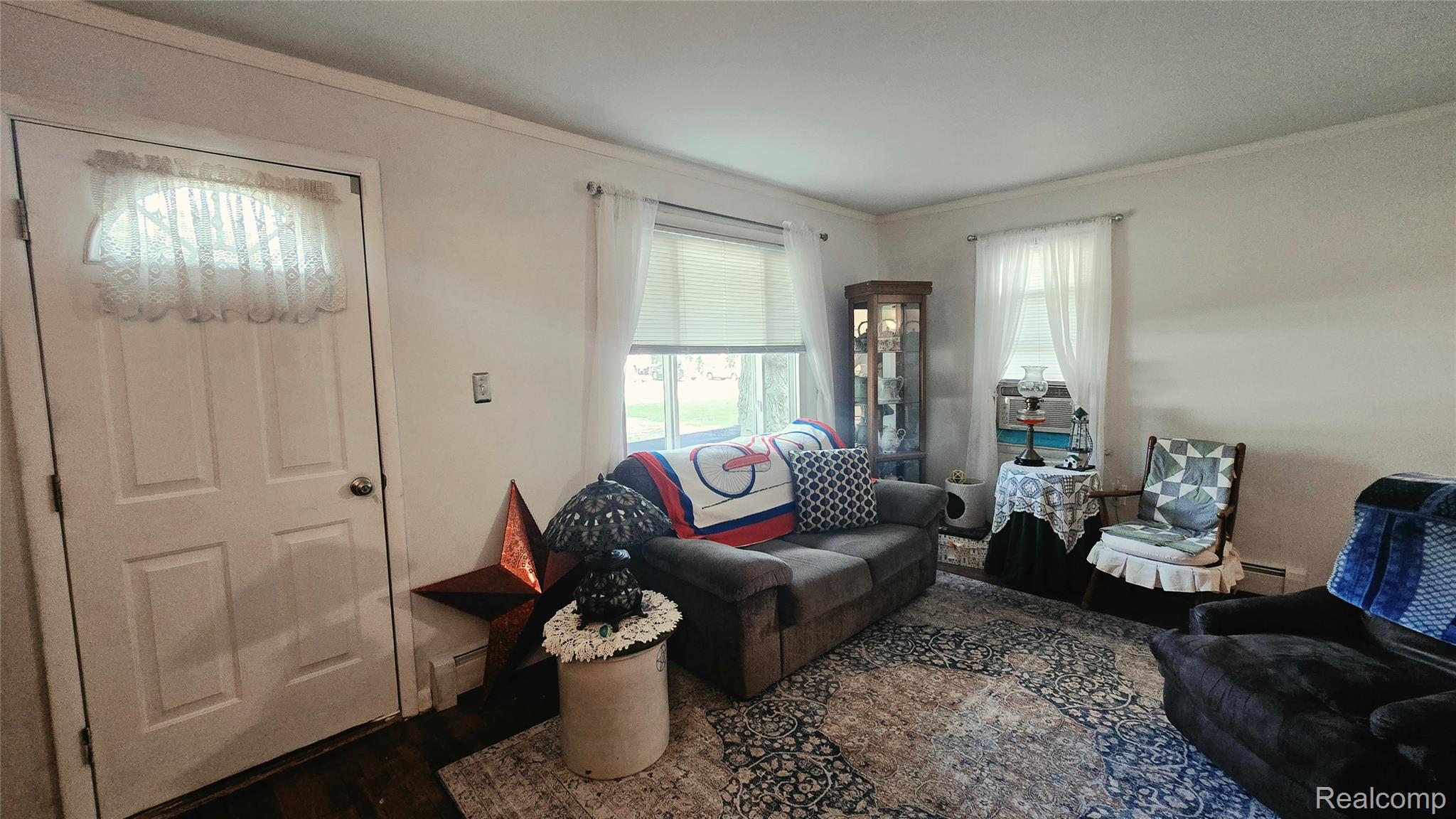 4677 Davidson Road Property Photo 8