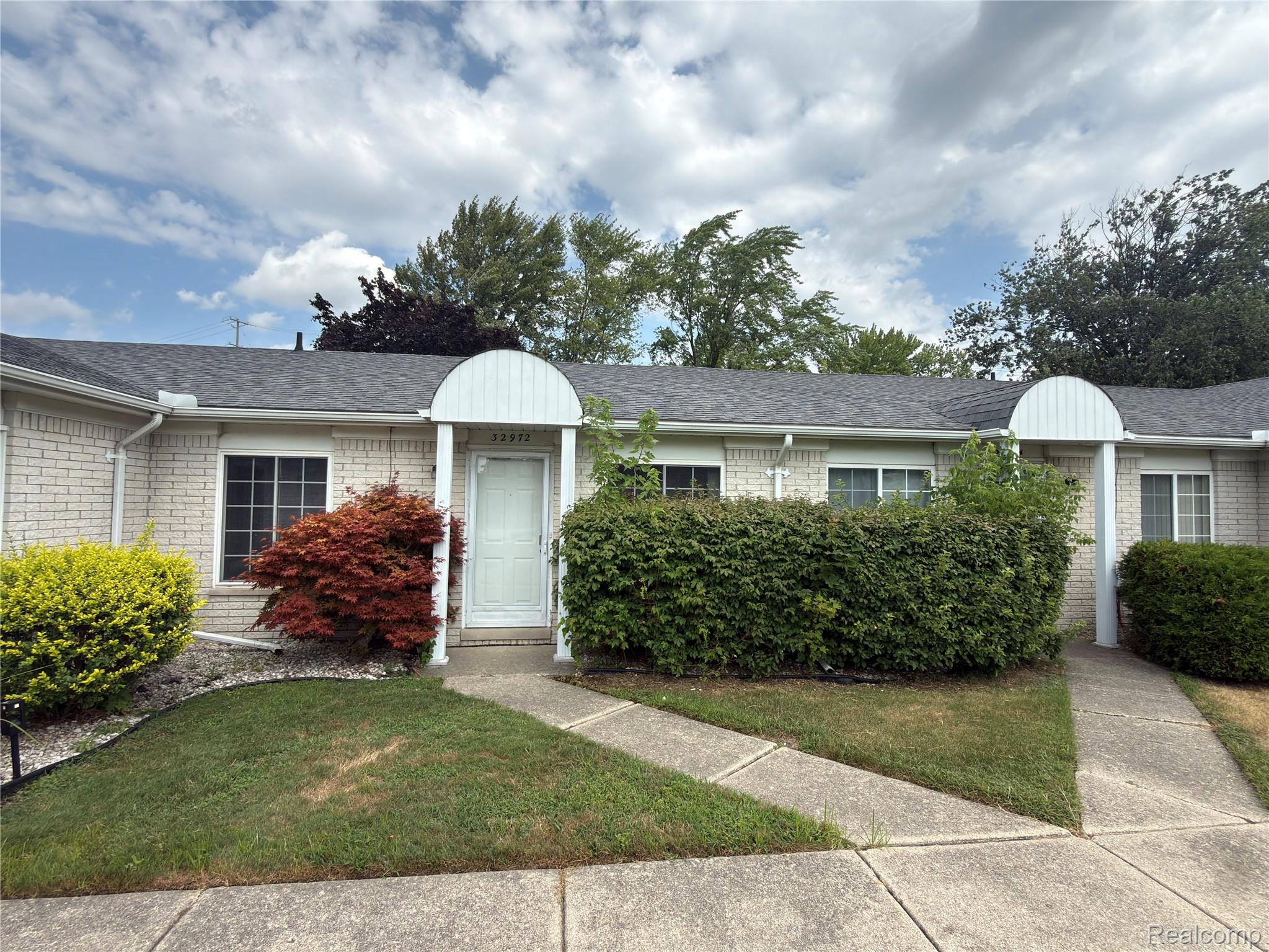 32972 Maple Lane Circle Property Photo 1