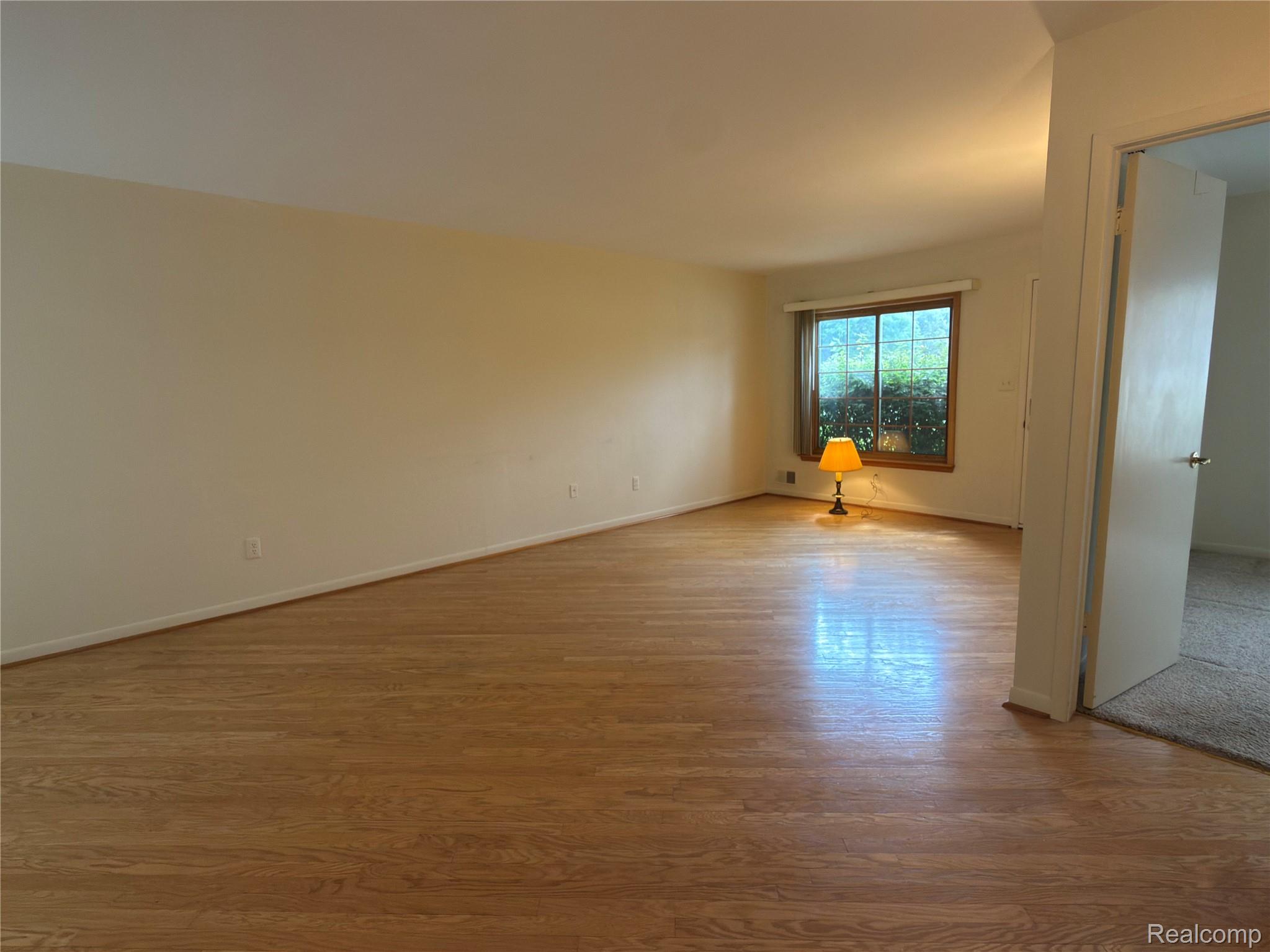 32972 Maple Lane Circle Property Photo 2