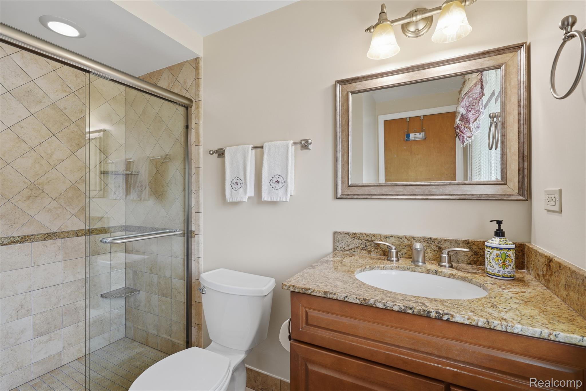 18656 Gill Road Property Photo 26