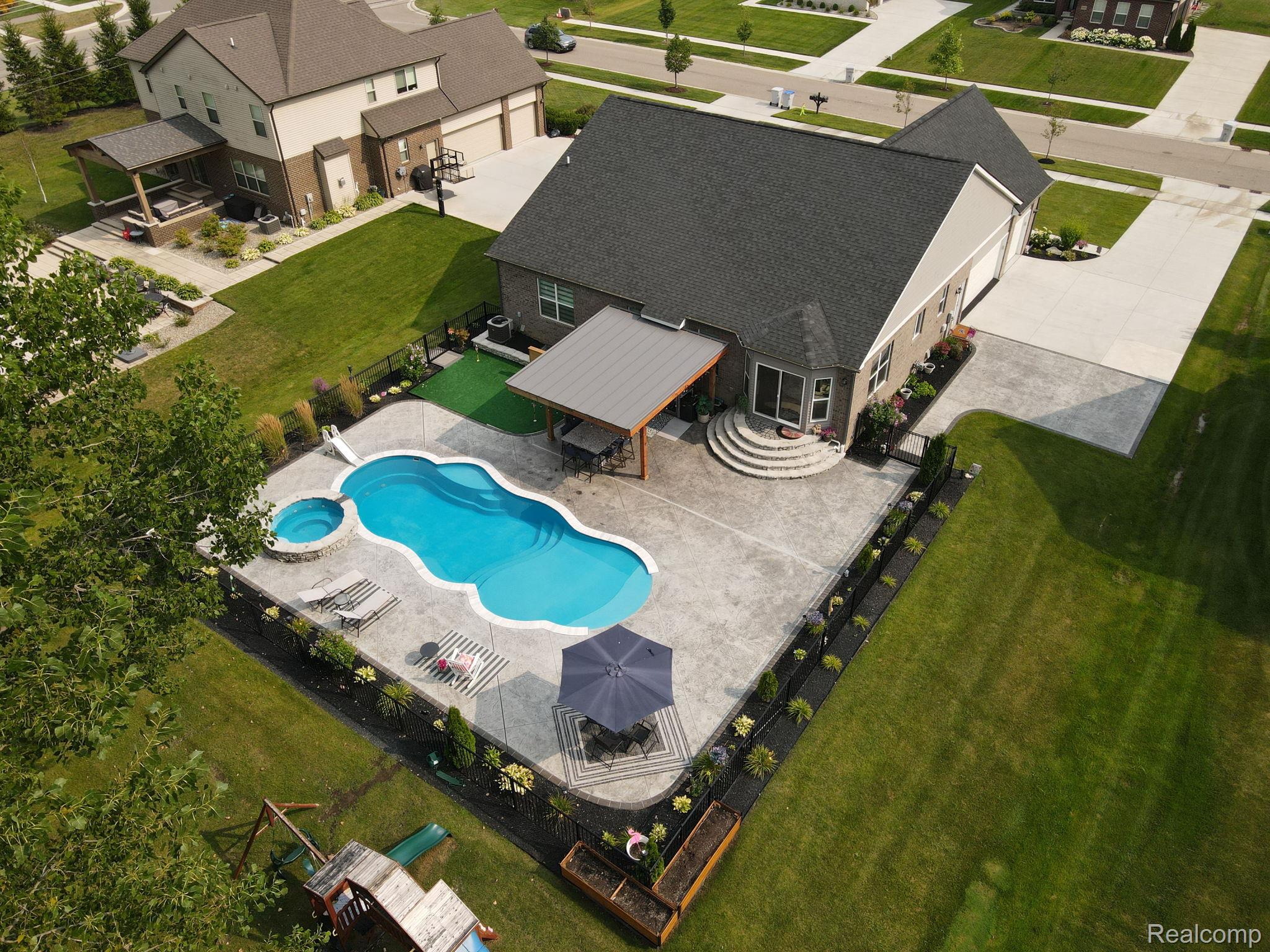 59362 Deer Haven Drive Property Photo 2