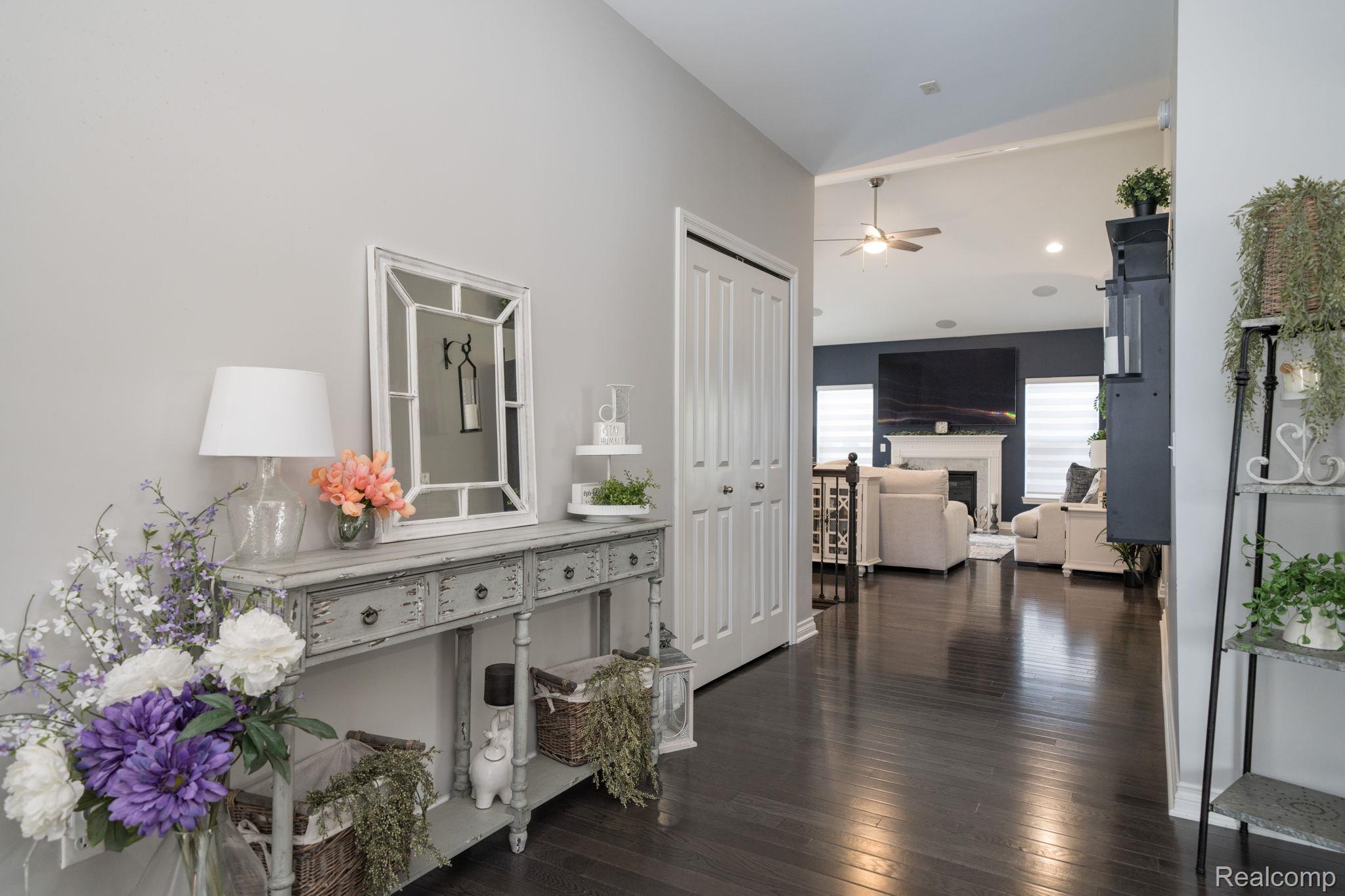 59362 Deer Haven Drive Property Photo 10