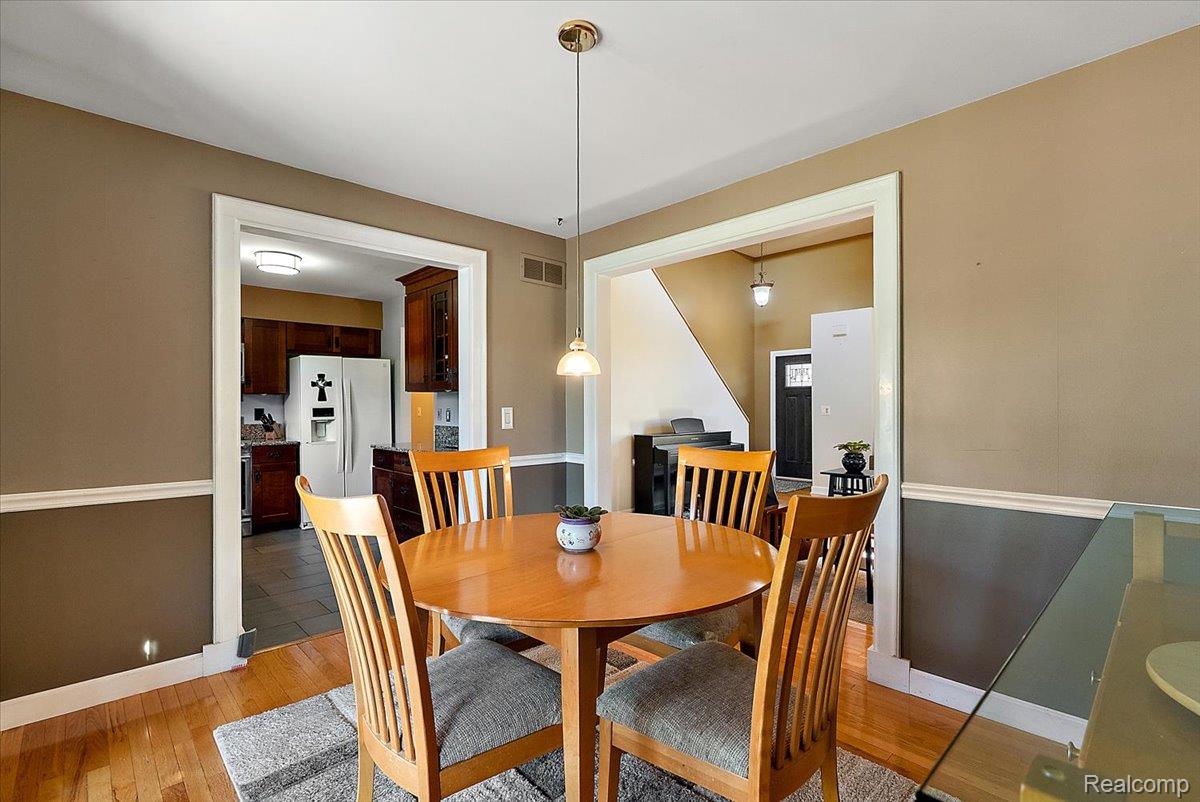 40111 Finley Drive Property Photo 10