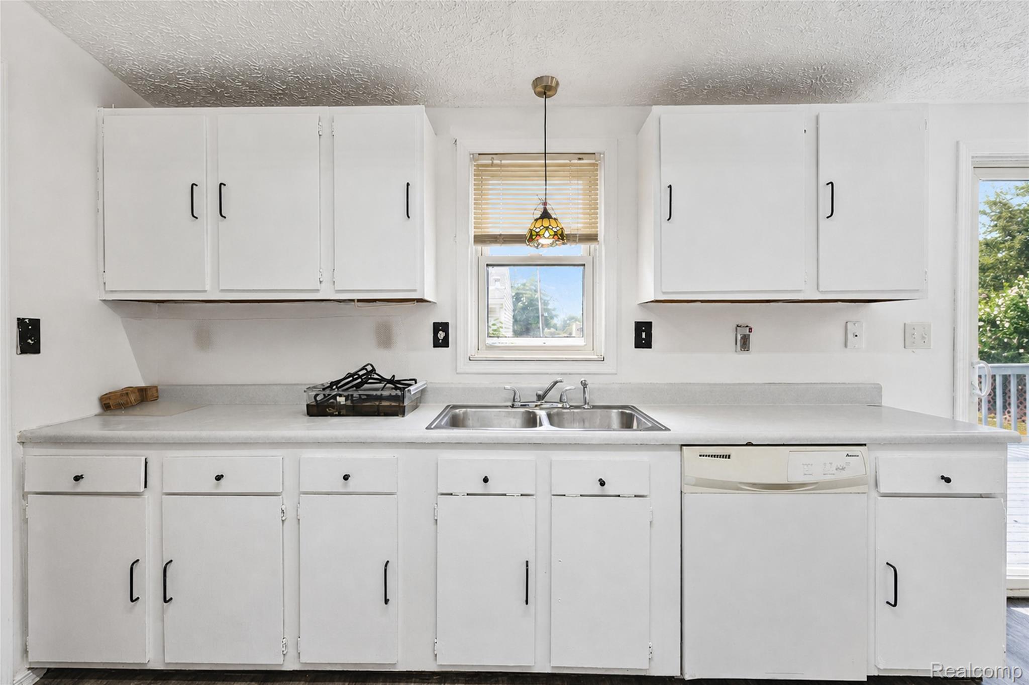 15060 Michael Street Property Photo 18