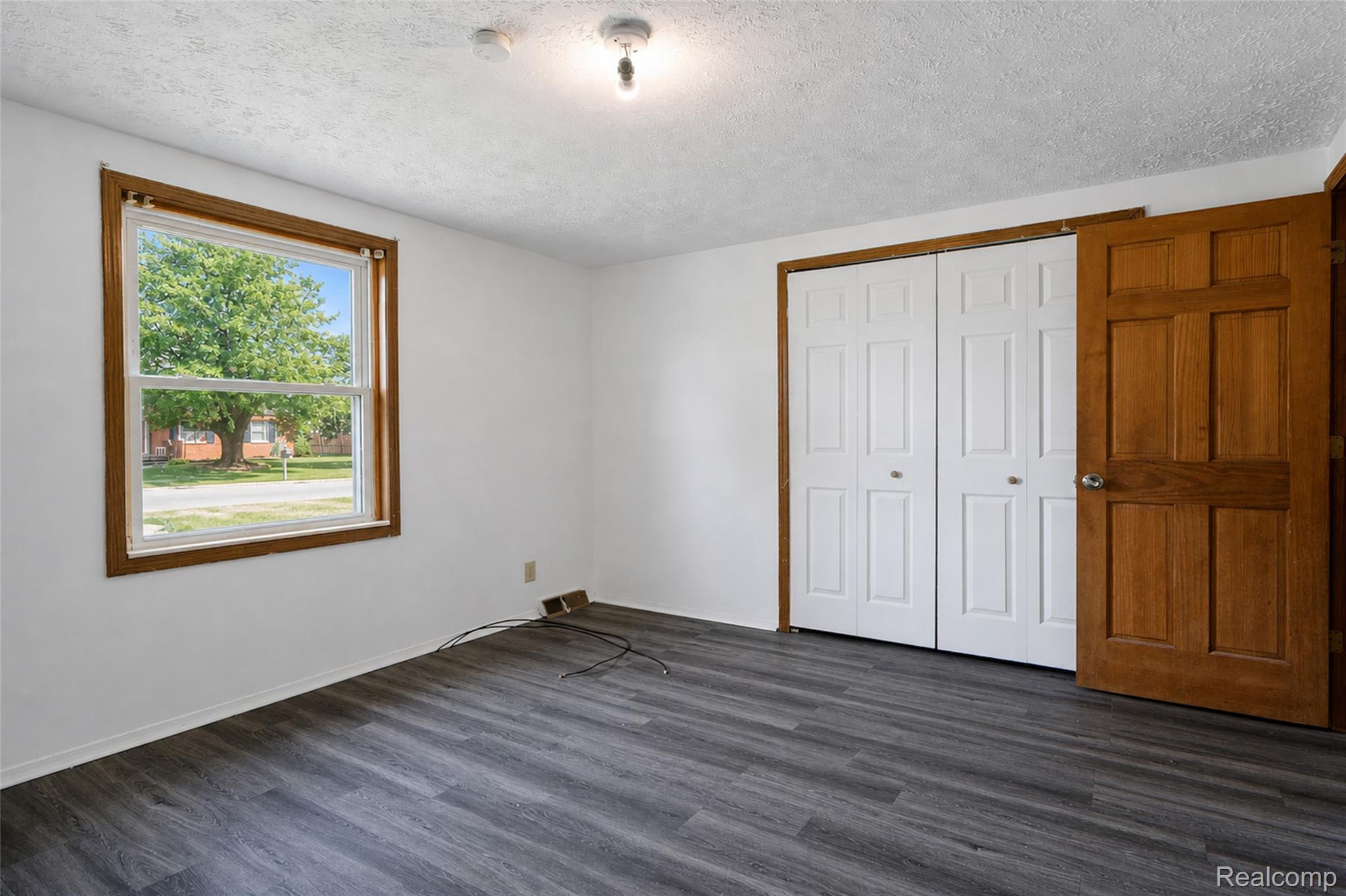15060 Michael Street Property Photo 25