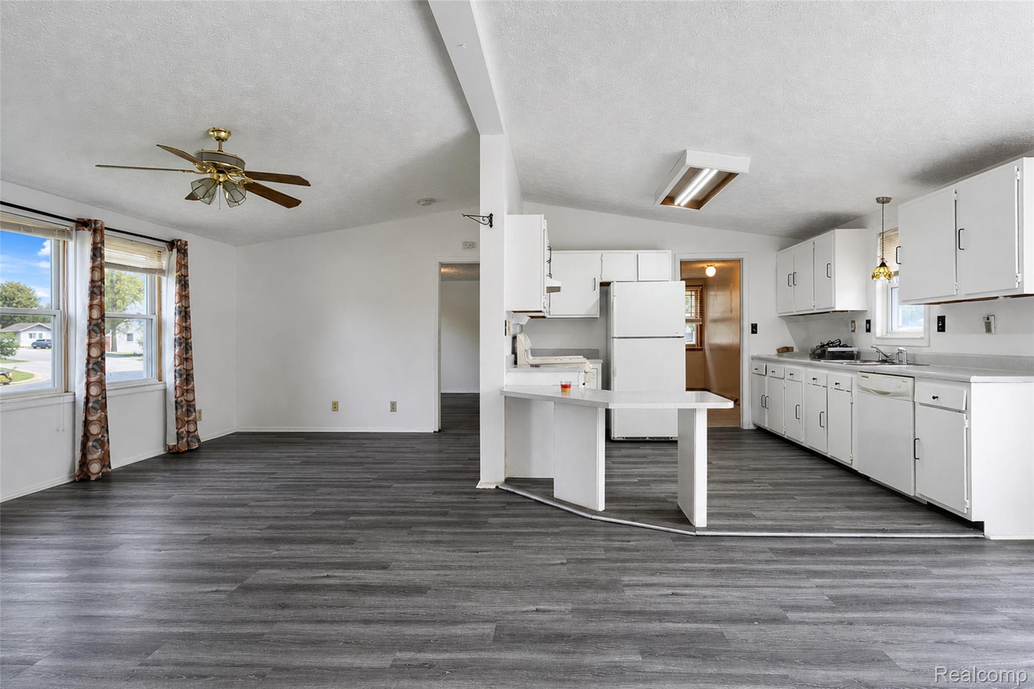 15060 Michael Street Property Photo 26