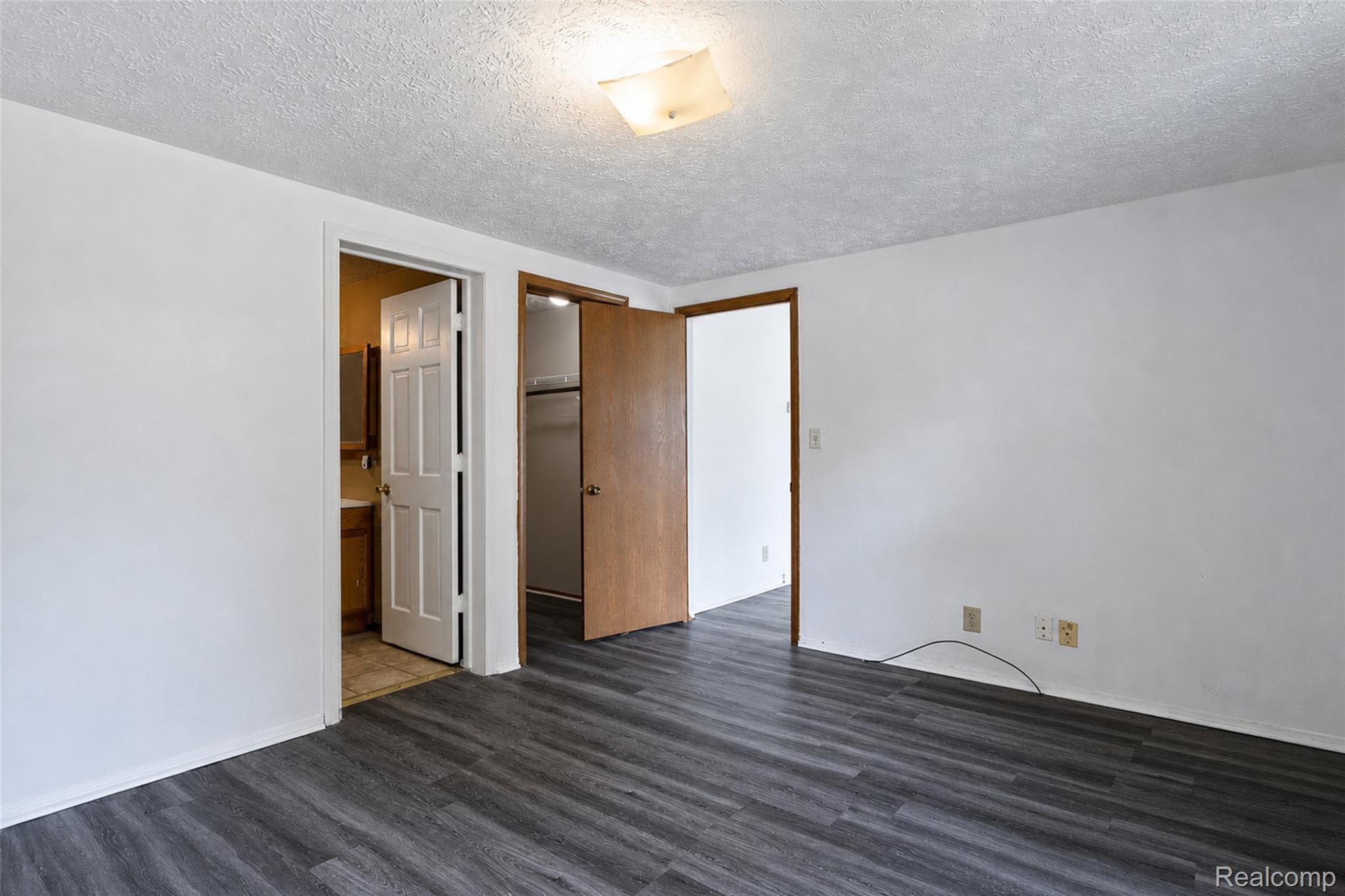 15060 Michael Street Property Photo 30