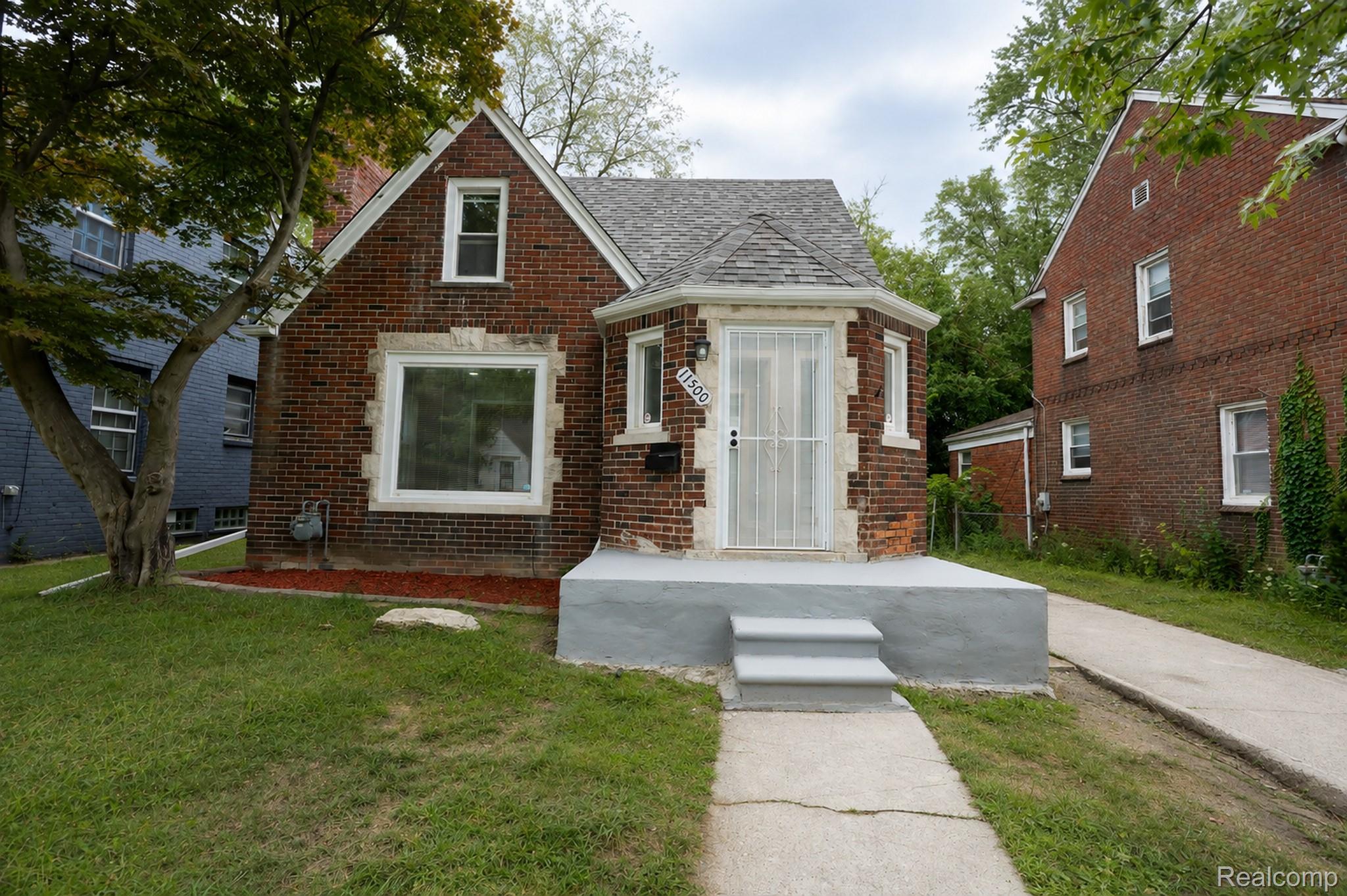 11500 Laing Street Property Photo 3