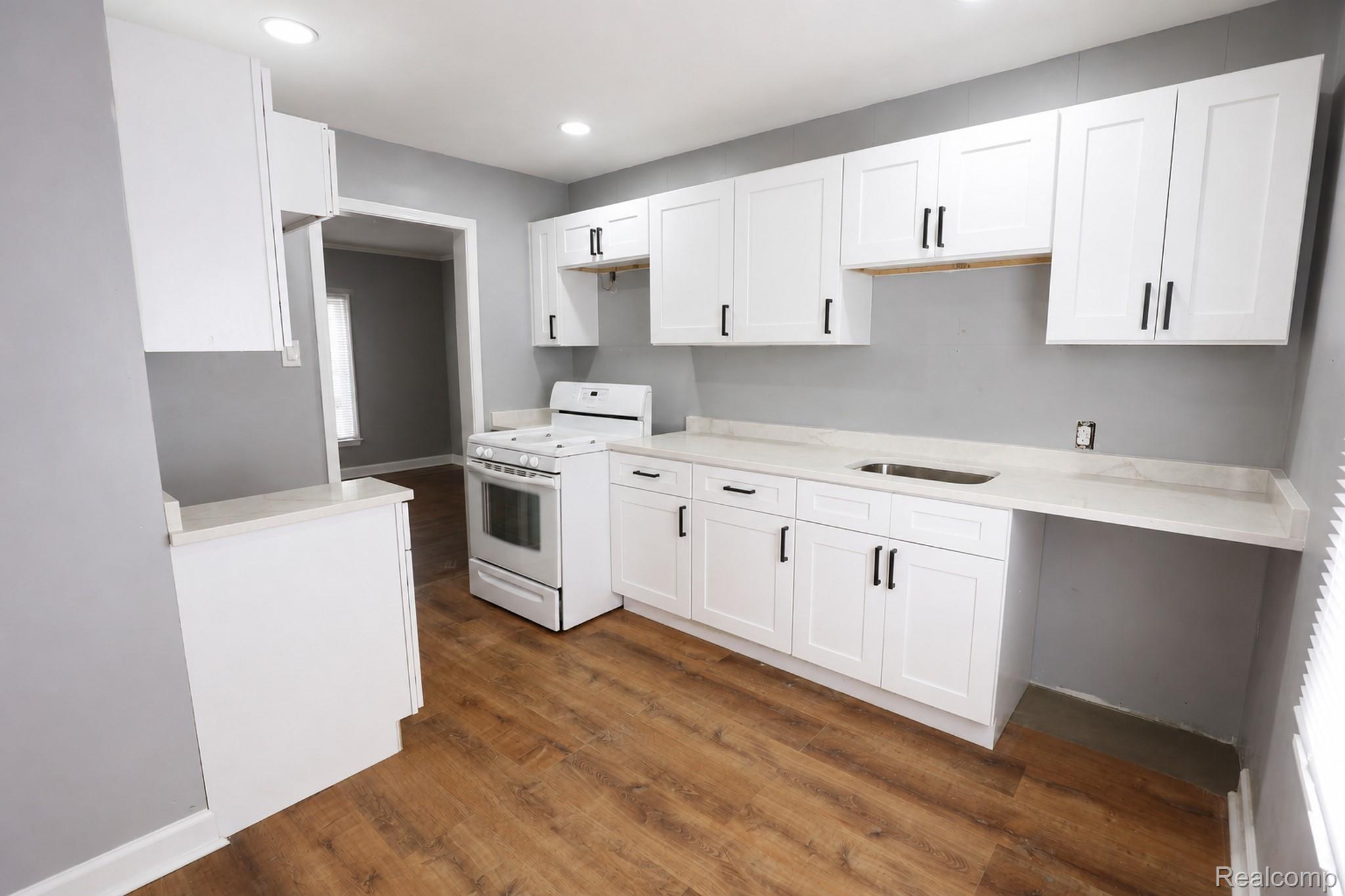 11500 Laing Street Property Photo 11