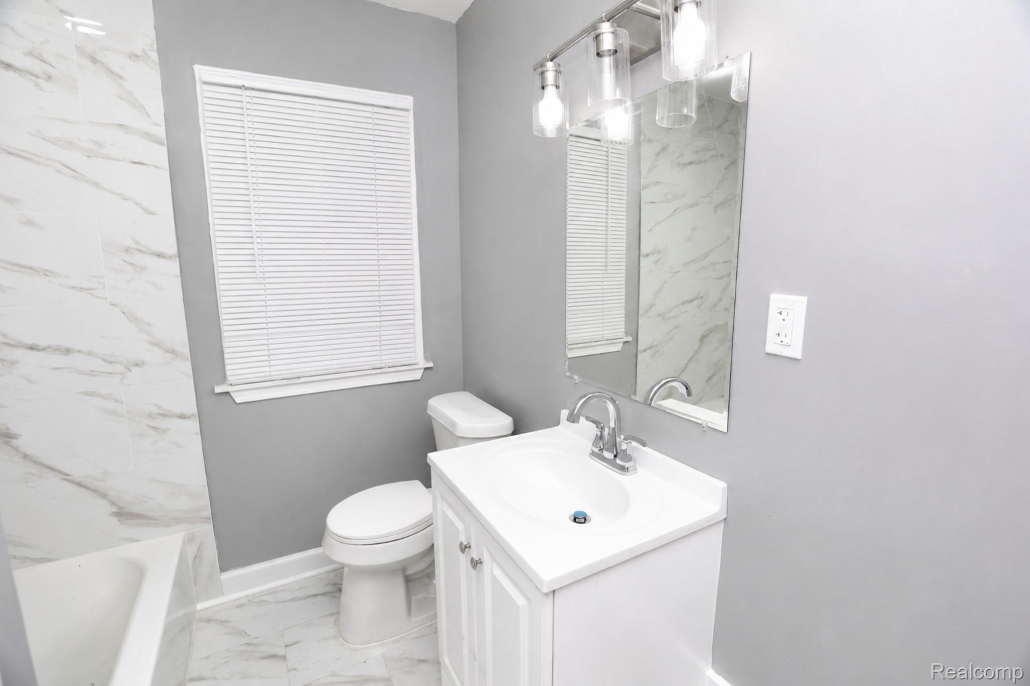 11500 Laing Street Property Photo 16