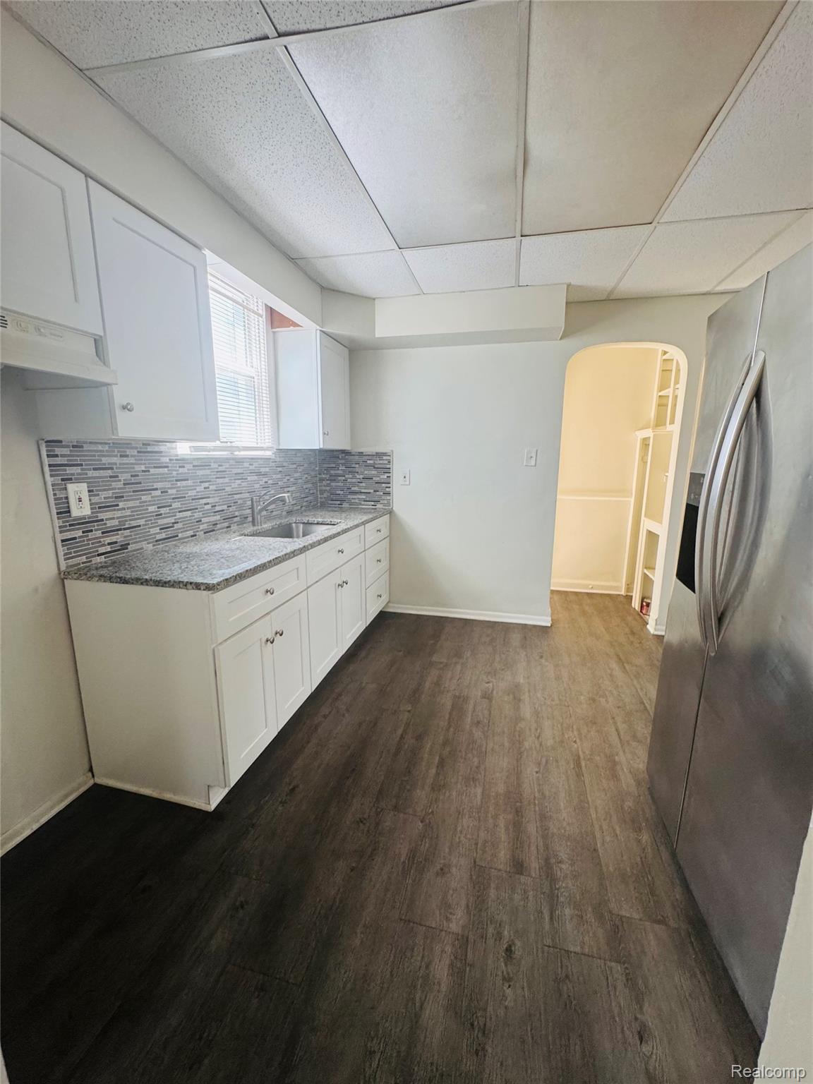 15820 Wisconsin Street Property Photo 5