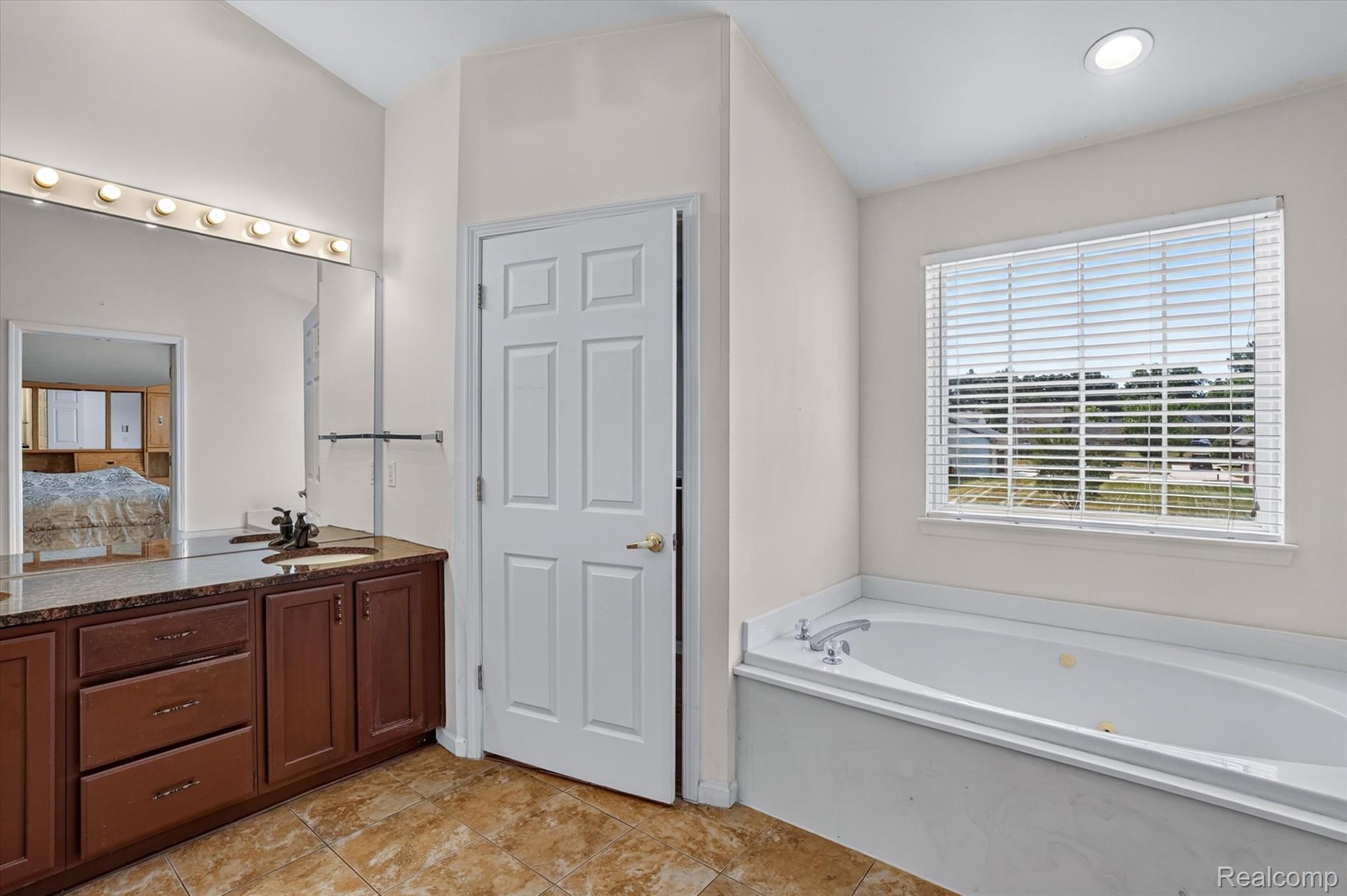 4433 Brighton Drive Property Photo 25