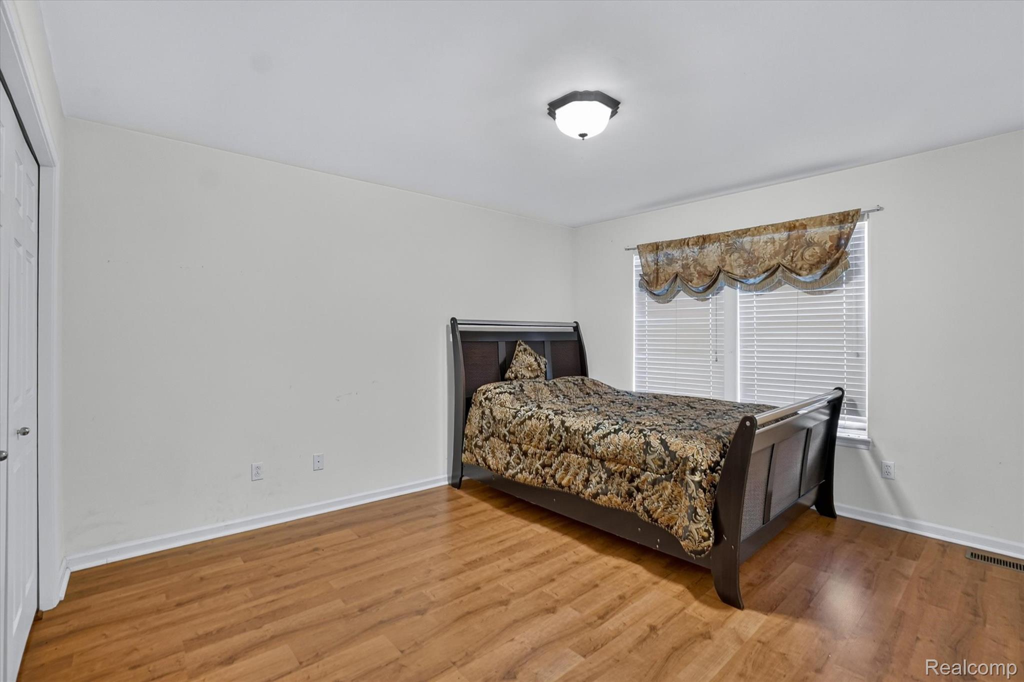 4433 Brighton Drive Property Photo 30