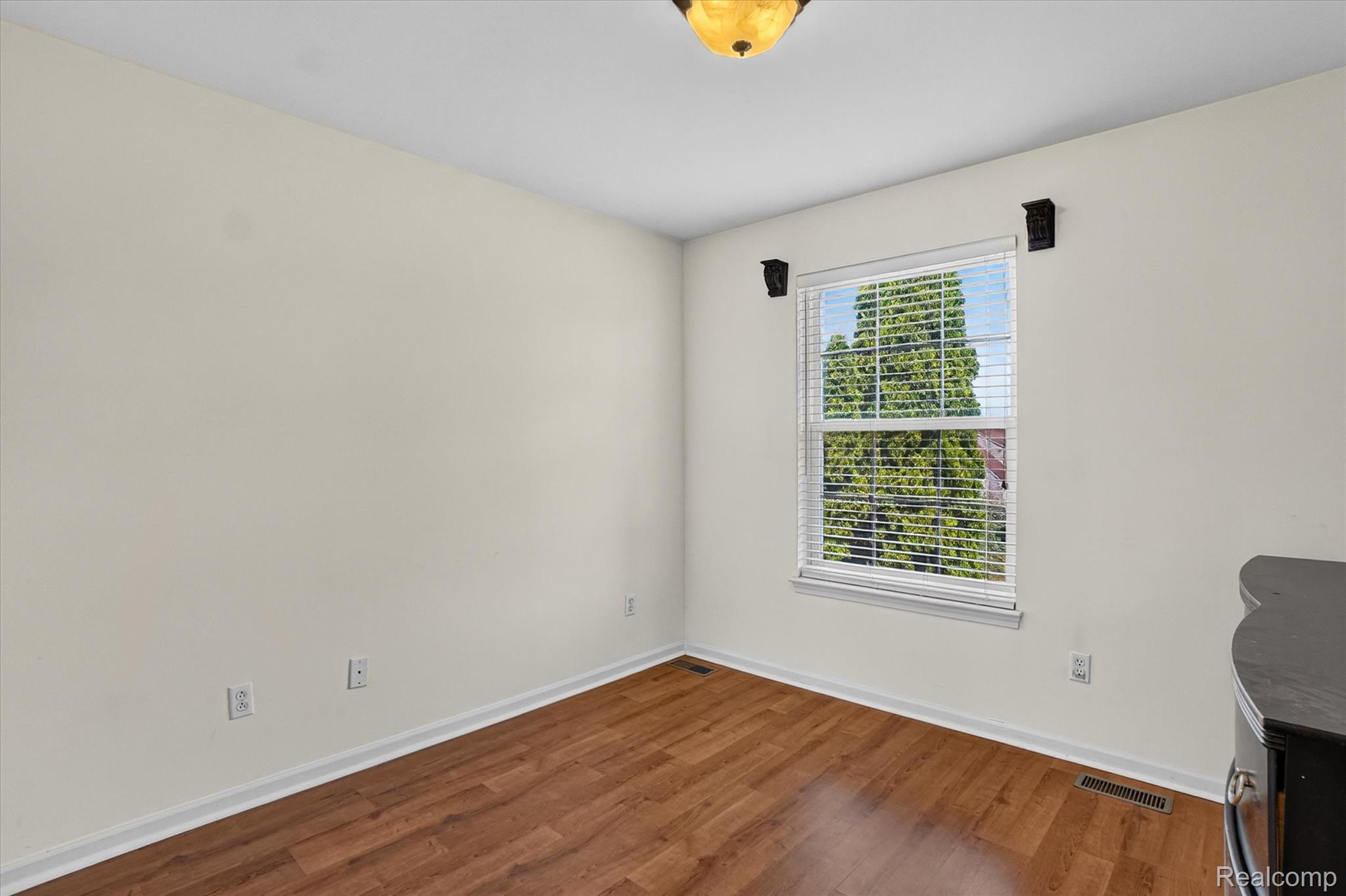 4433 Brighton Drive Property Photo 35
