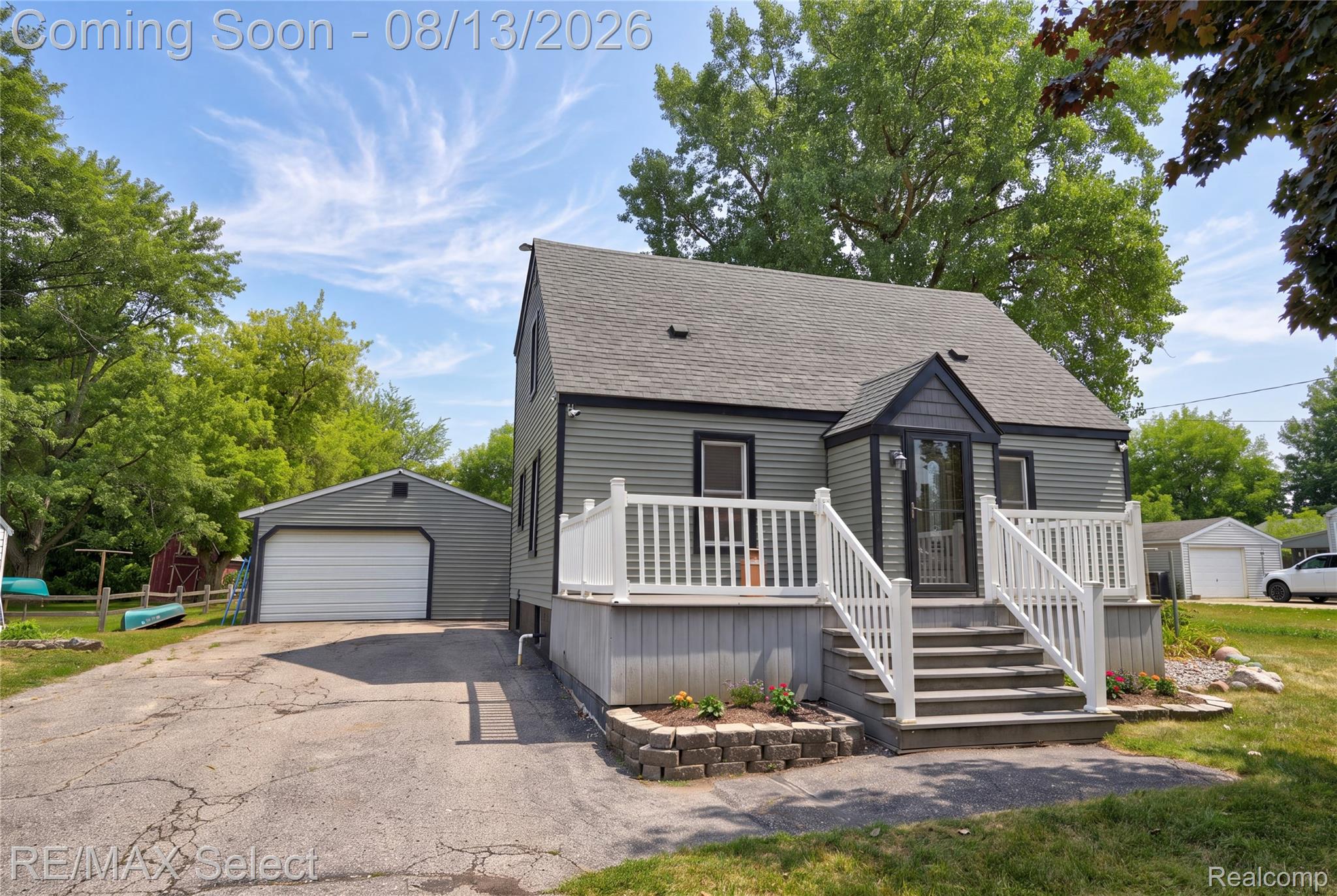 7057 Kessling Street Property Photo 1