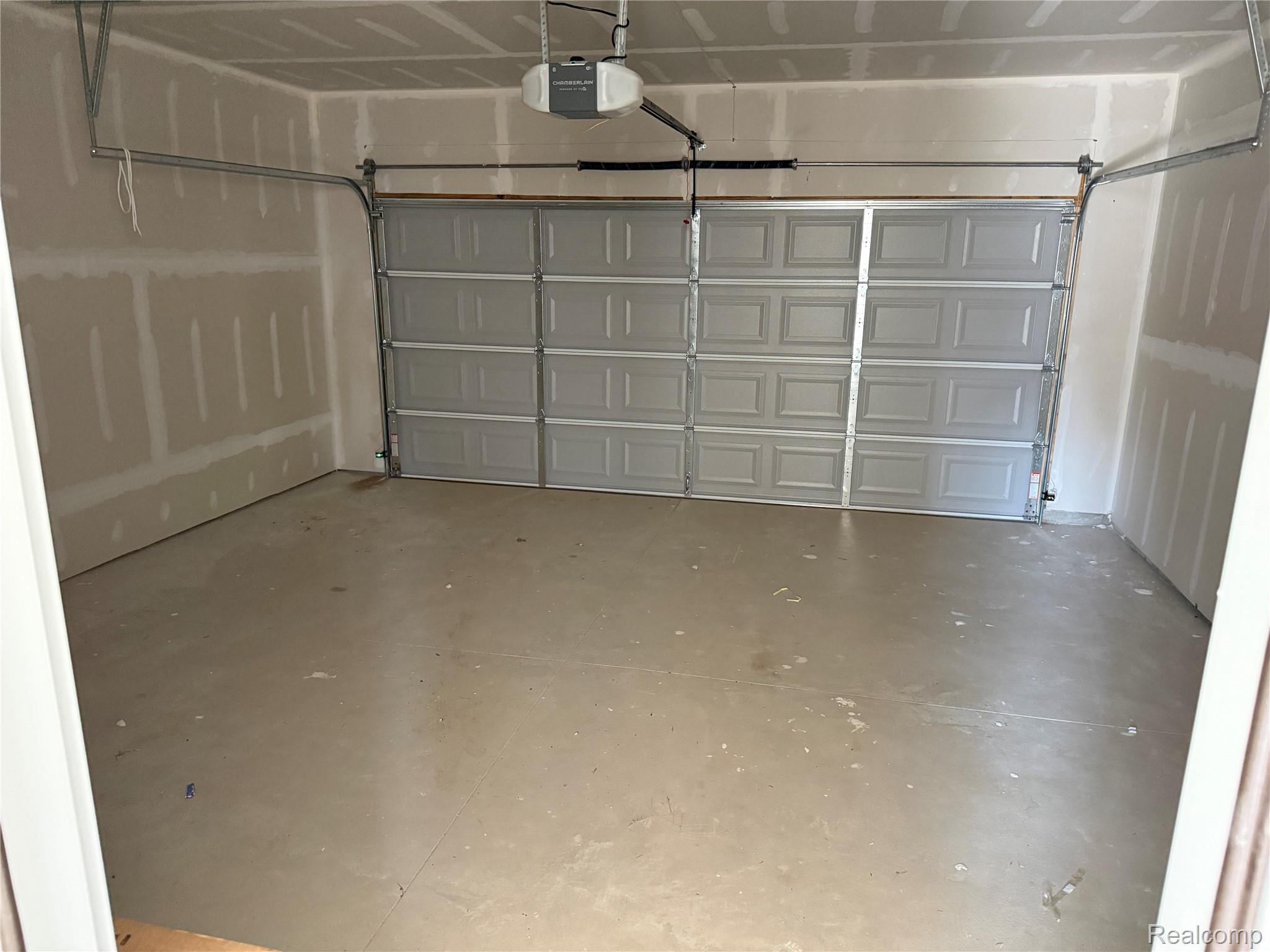 5755 Copper Tree Park Property Photo 15