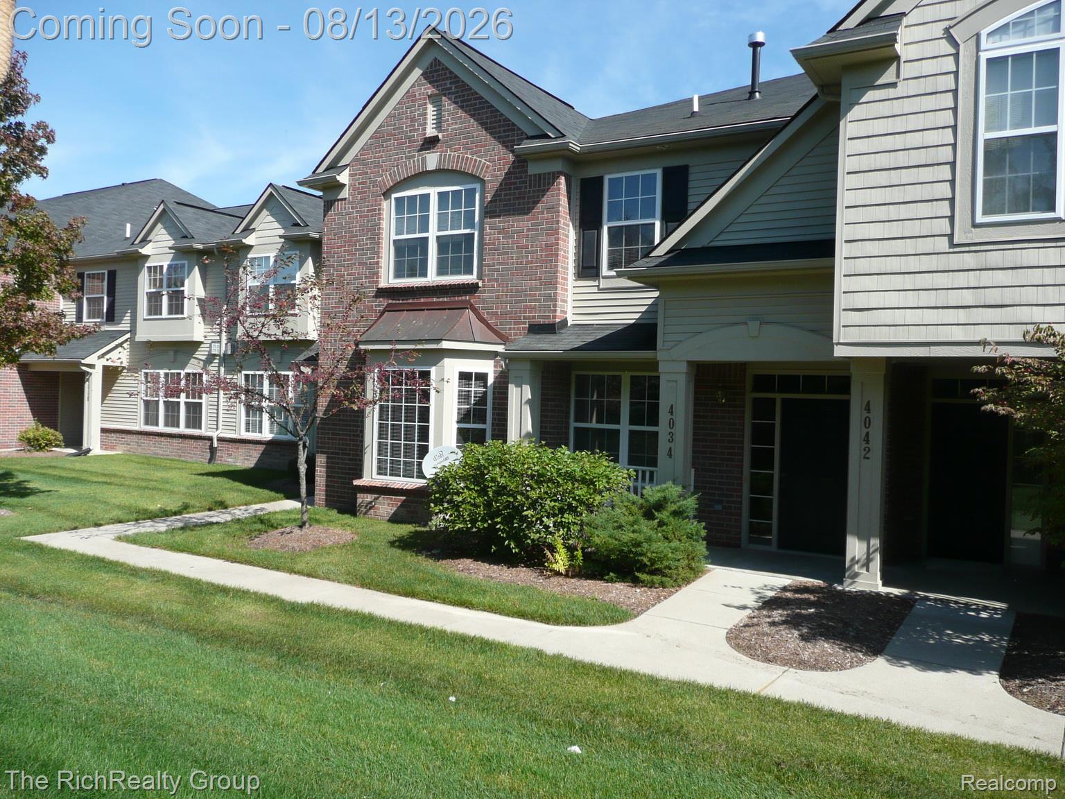 3962 RADCLIFF Drive Property Photo 1