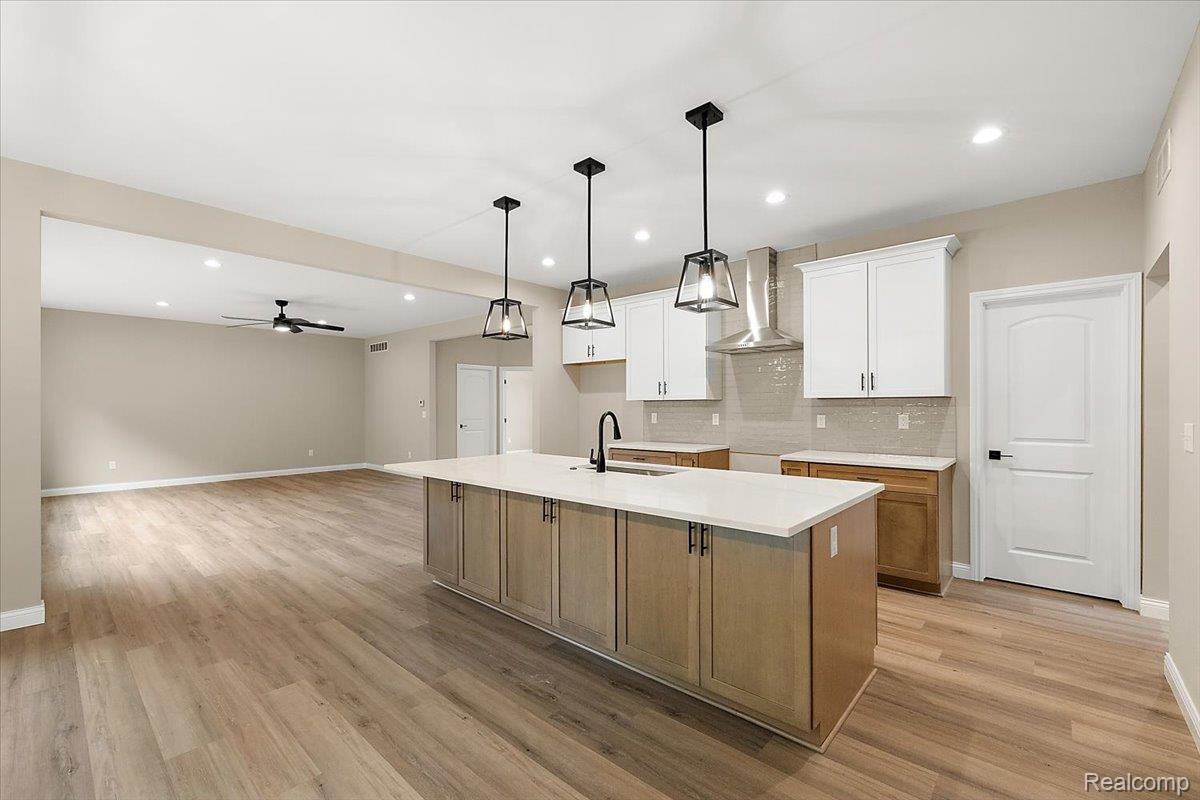 49241 London Bridge Drive Property Photo 17